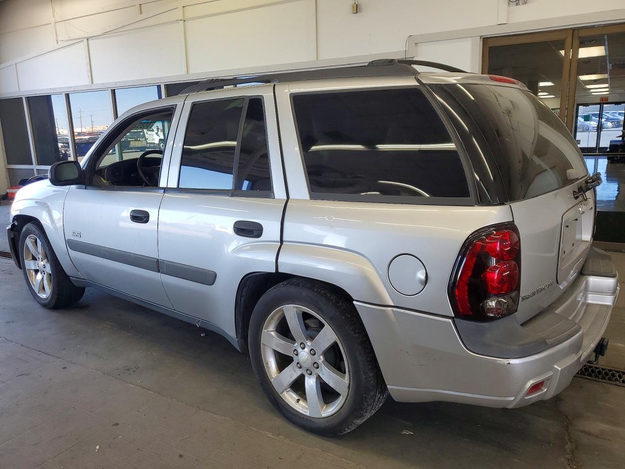 2005 Chevrolet Trailblazer Ls Silver vin: 1GNDT13S252205172