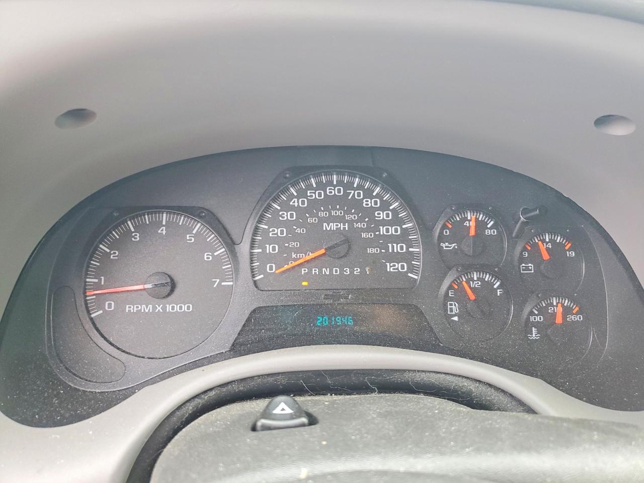 2008 Chevrolet Trailblazer Ls Silver vin: 1GNDT13S282102242