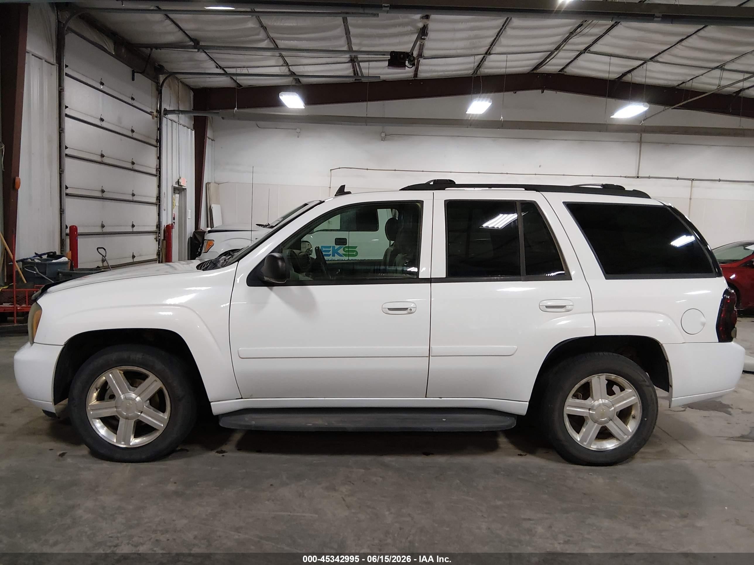 2008 Chevrolet Trailblazer Lt White vin: 1GNDT13S282107800