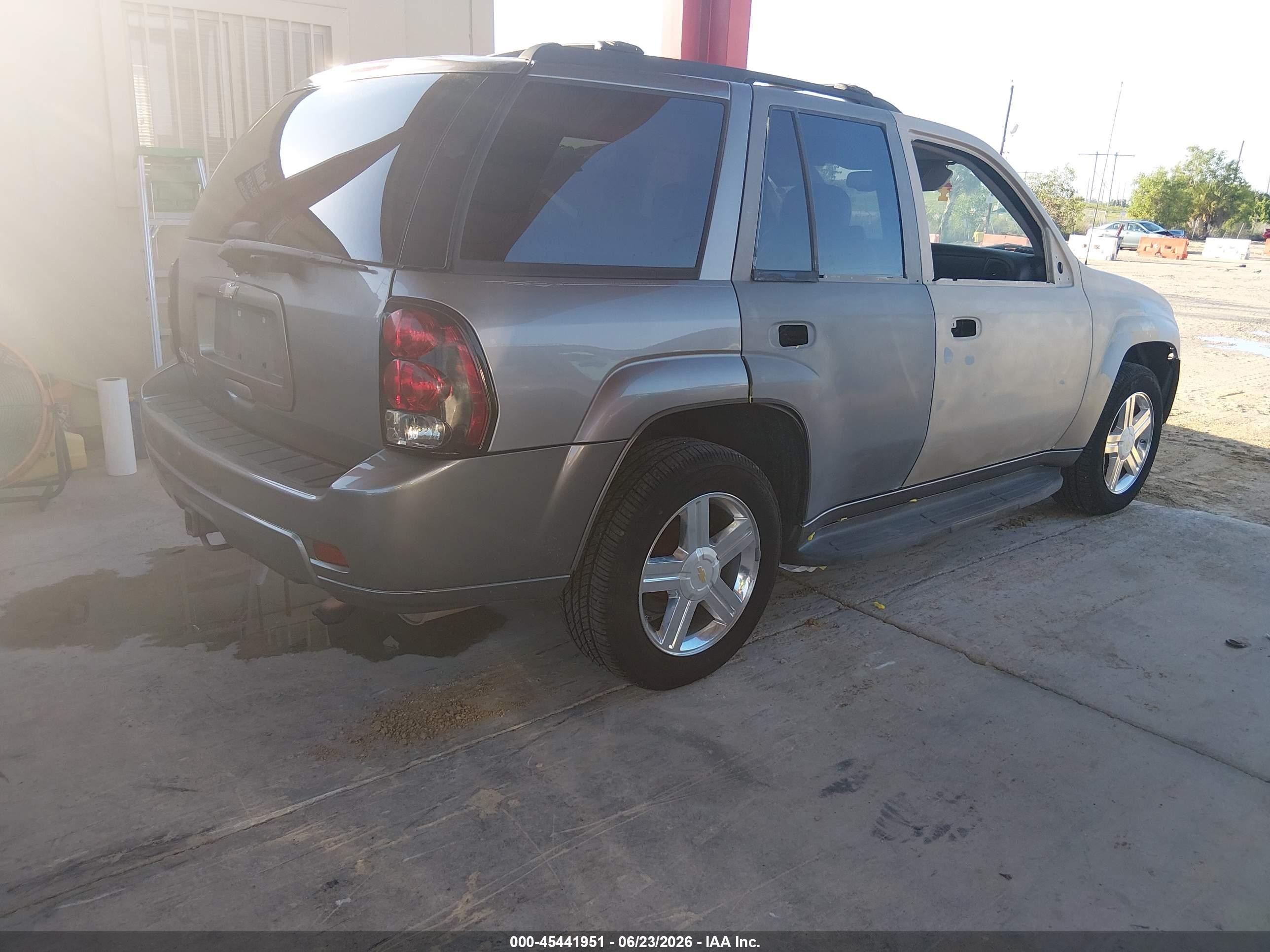 2008 Chevrolet Trailblazer Lt Gray vin: 1GNDT13S282182903