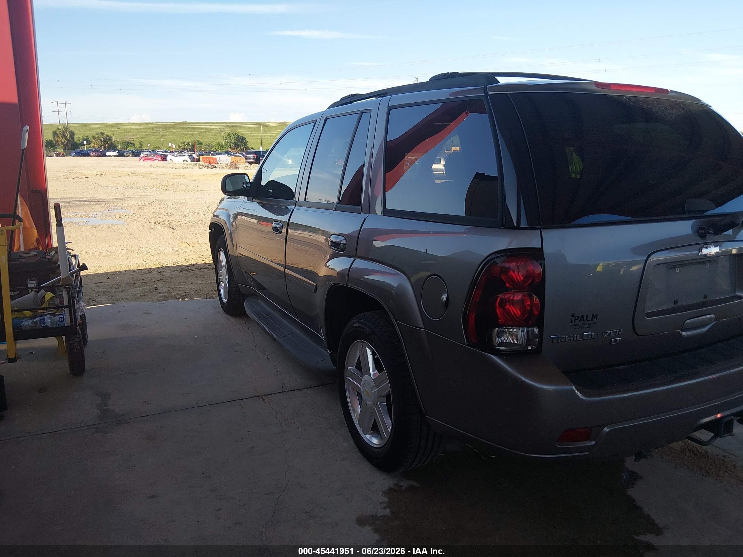 2008 Chevrolet Trailblazer Lt Gray vin: 1GNDT13S282182903