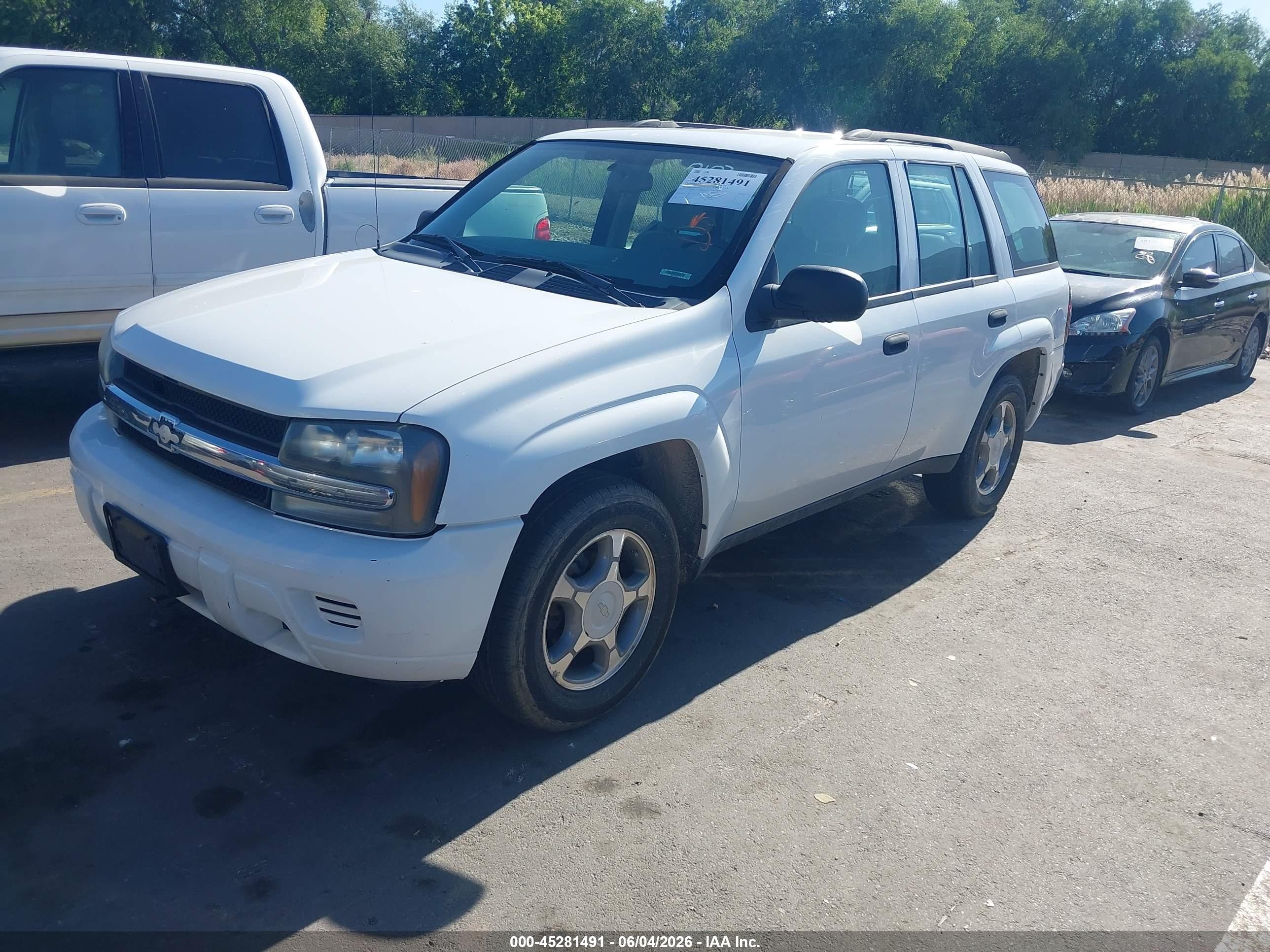 2008 Chevrolet Trailblazer Fleet White vin: 1GNDT13S282236538