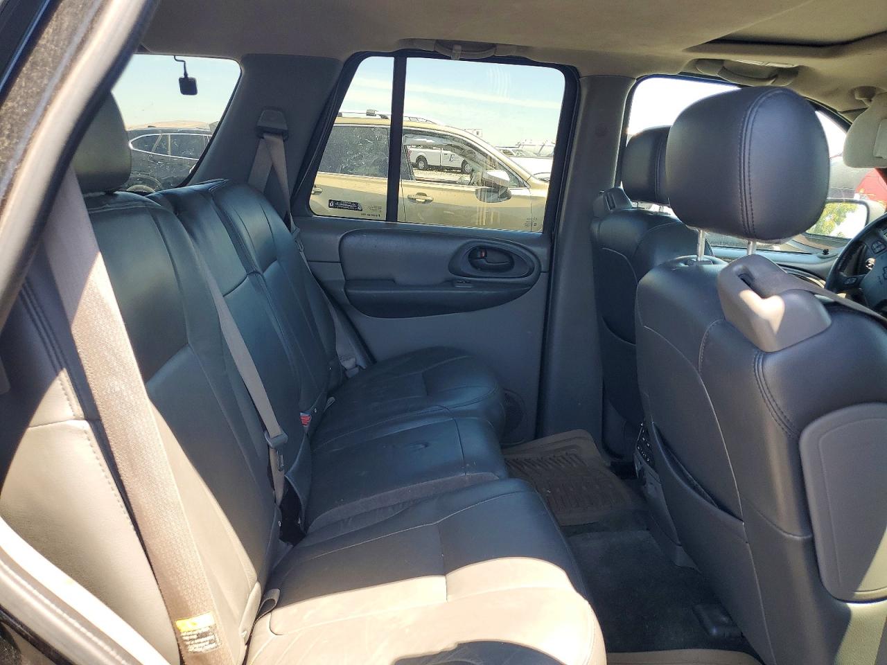 2002 Chevrolet Trailblazer Black vin: 1GNDT13S322318320