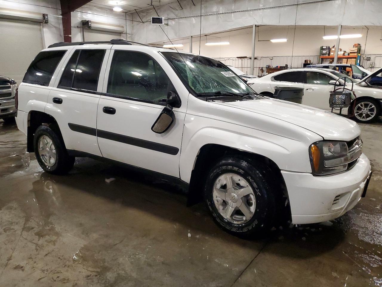 2005 Chevrolet Trailblazer Ls White vin: 1GNDT13S352224636