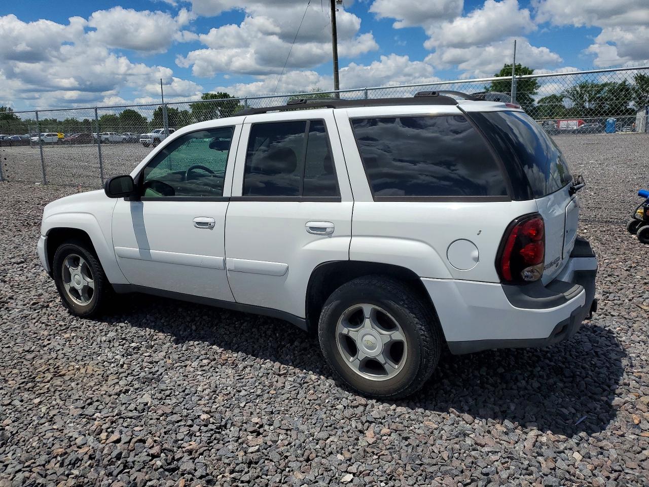 2005 Chevrolet Trailblazer Ls/lt White vin: 1GNDT13S352354772