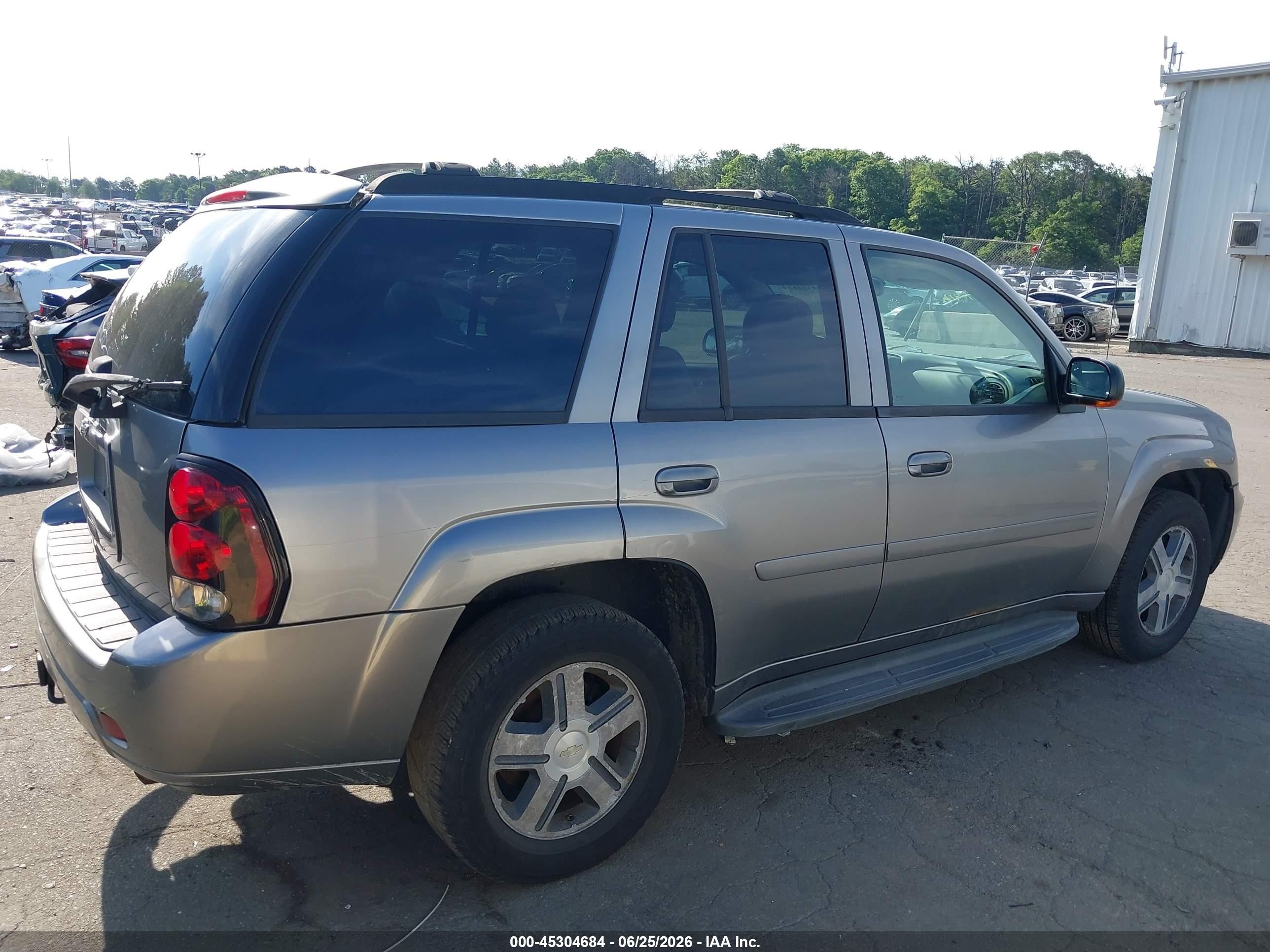 2007 Chevrolet Trailblazer Lt Серый vin: 1GNDT13S372103334