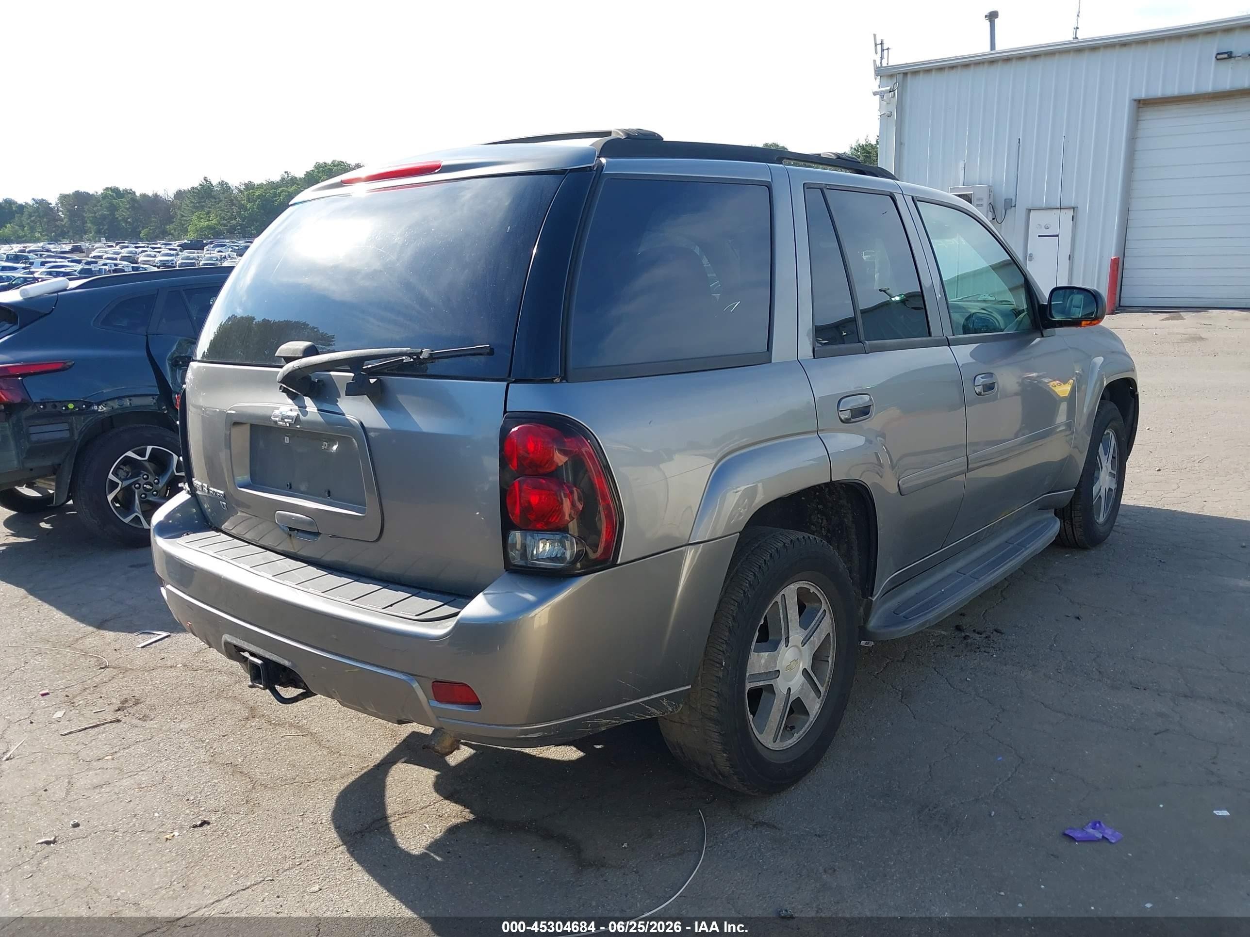 2007 Chevrolet Trailblazer Lt Серый vin: 1GNDT13S372103334