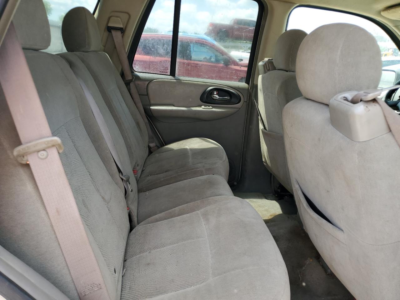 2005 Chevrolet Trailblazer Ls Silver vin: 1GNDT13S452176015