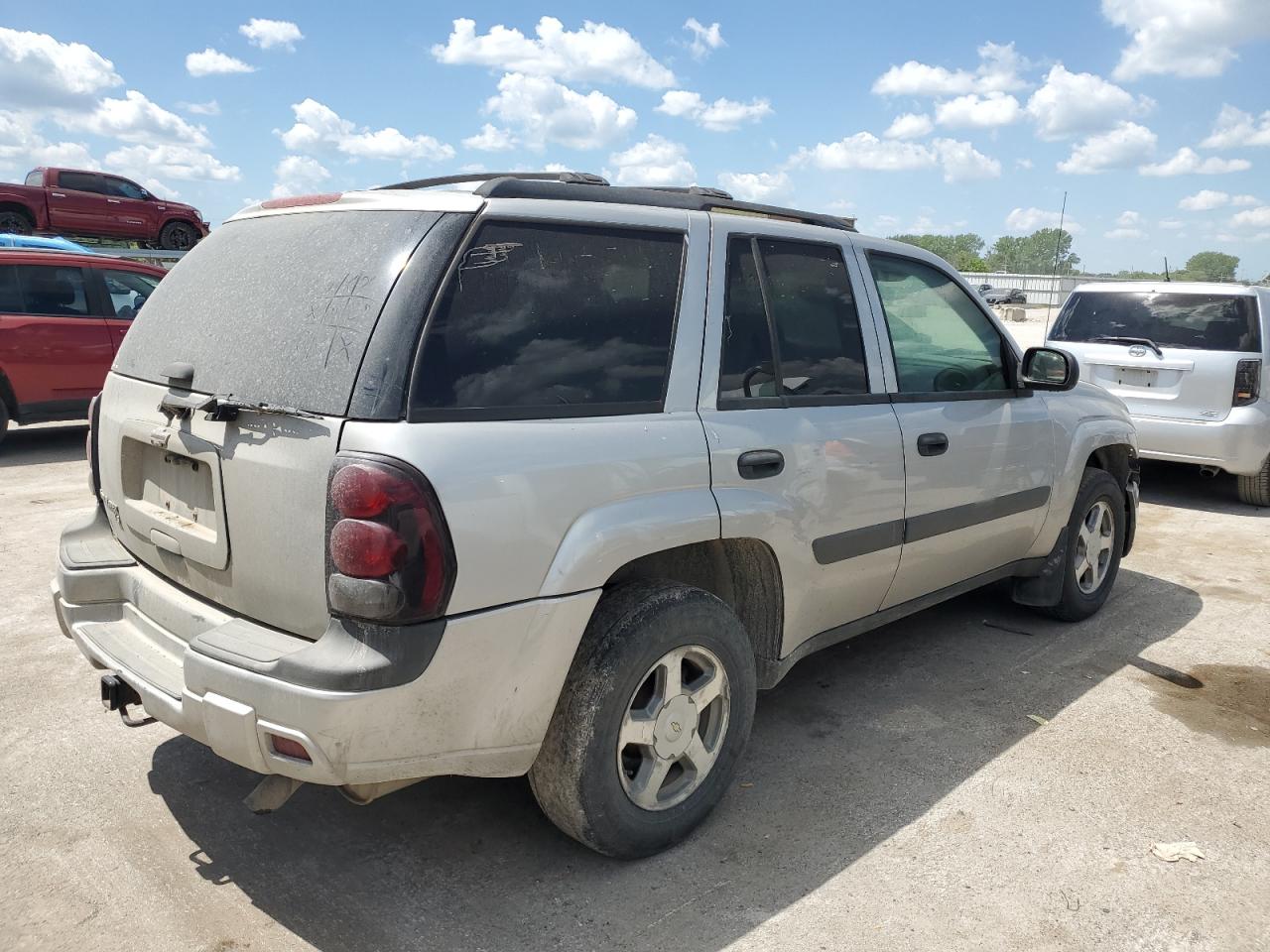 2005 Chevrolet Trailblazer Ls Silver vin: 1GNDT13S452176015