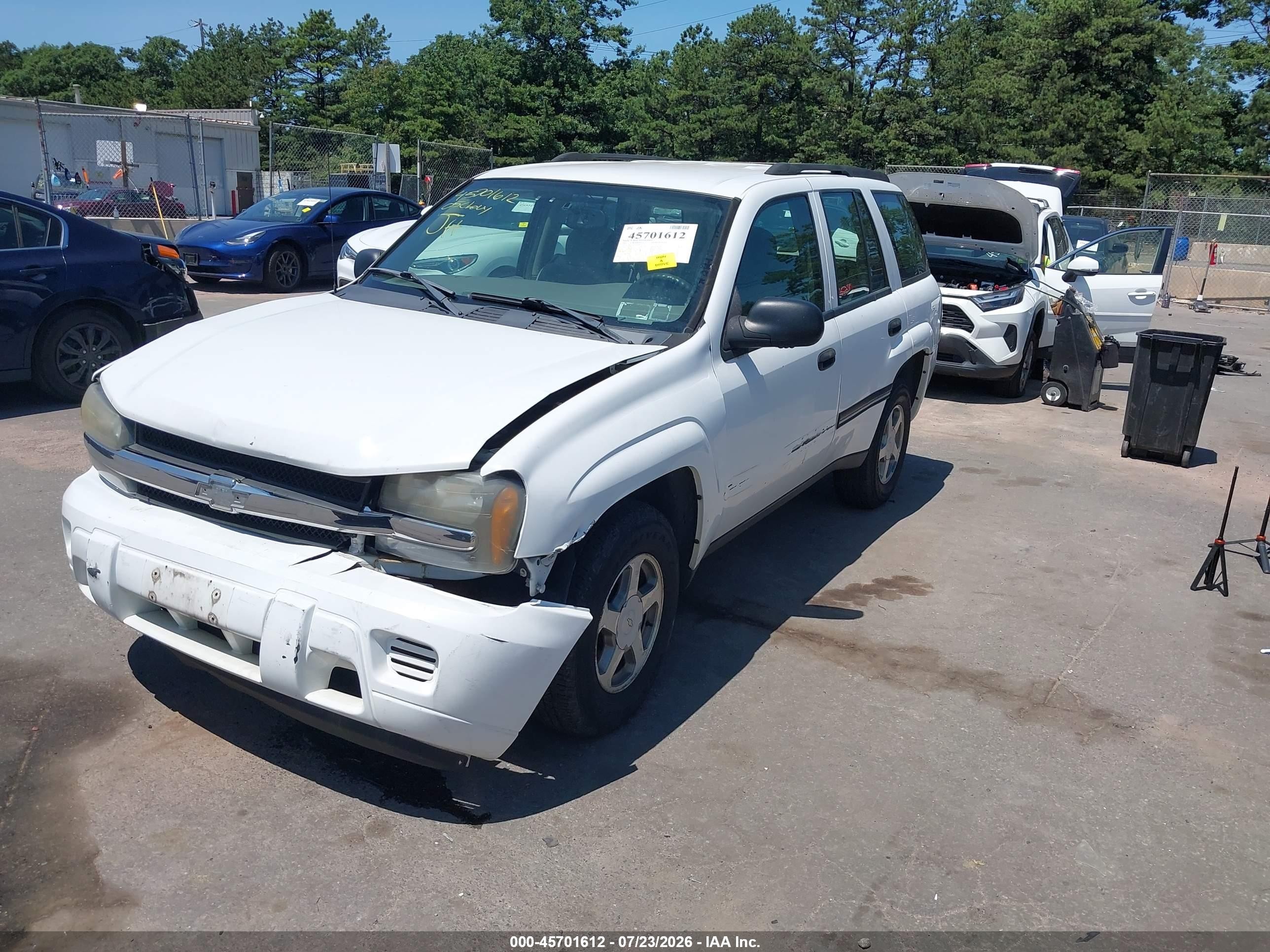 2005 Chevrolet Trailblazer Ls White vin: 1GNDT13S452250081