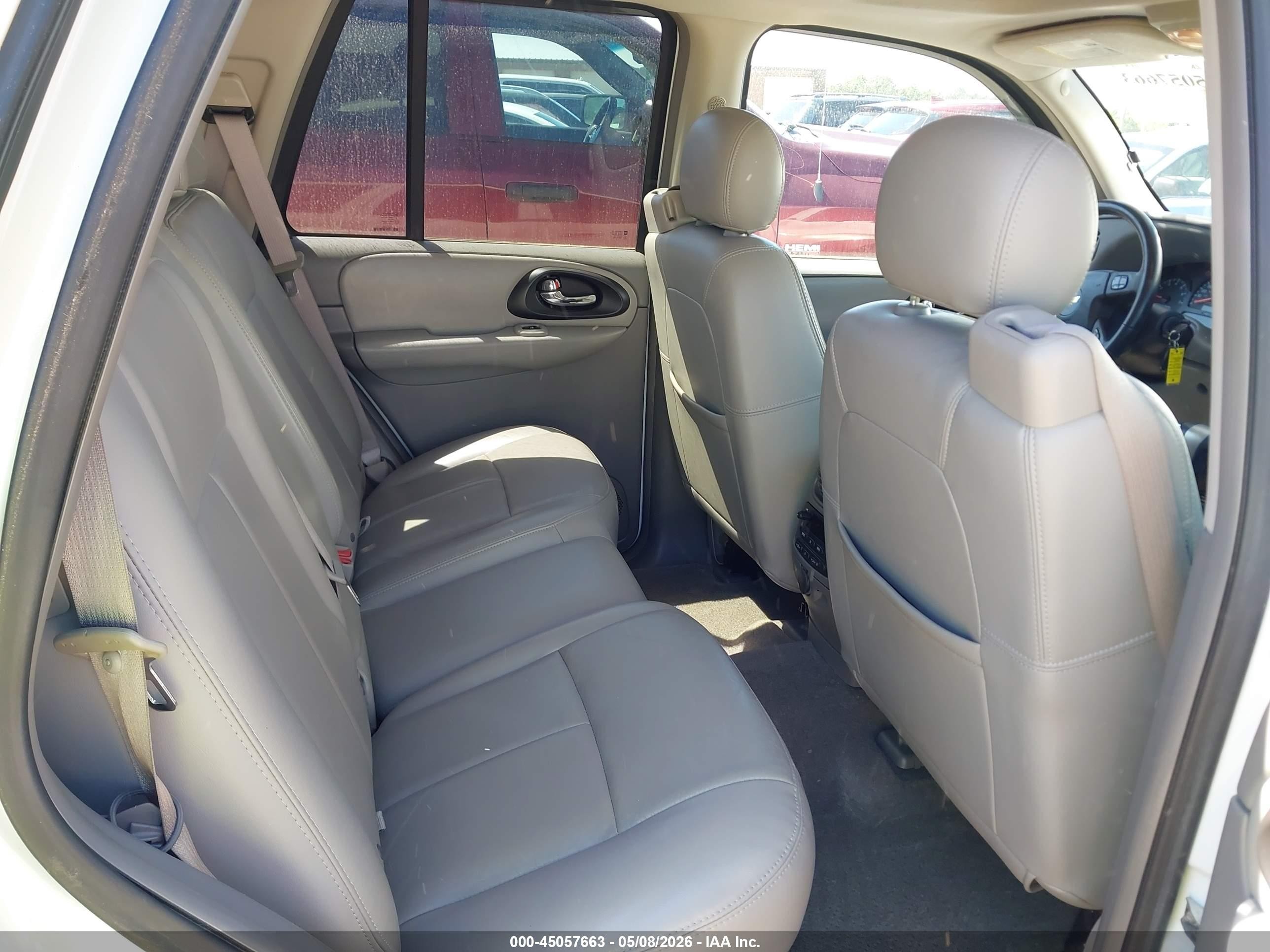 2005 Chevrolet Trailblazer Lt White vin: 1GNDT13S452304964