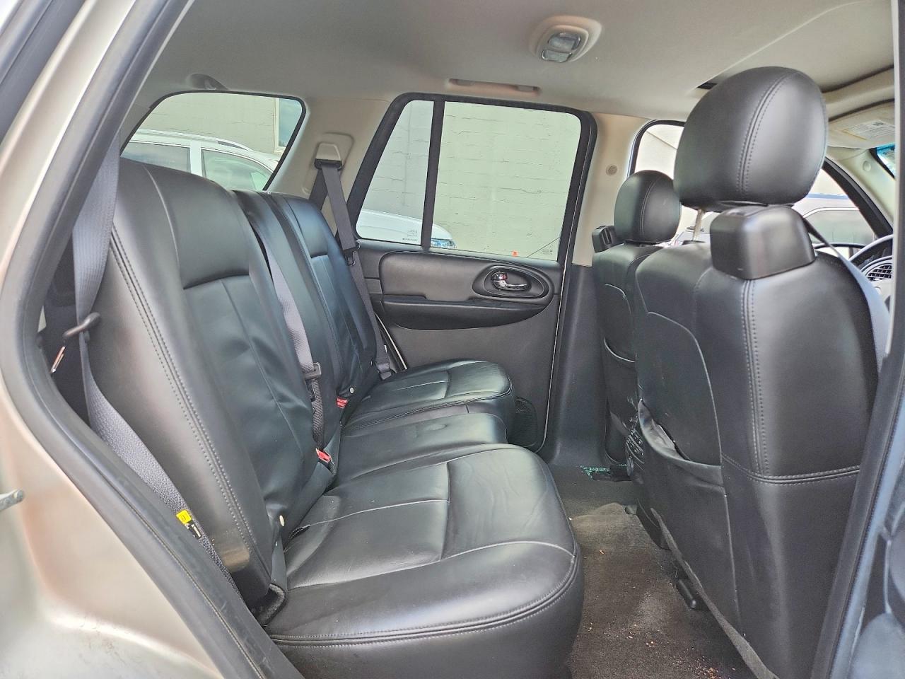2006 Chevrolet Trailblazer Ls Silver vin: 1GNDT13S462293014