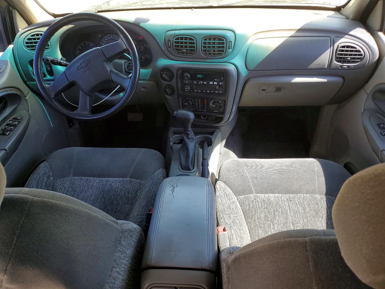 2002 Chevrolet Trailblazer Silver vin: 1GNDT13S522320036