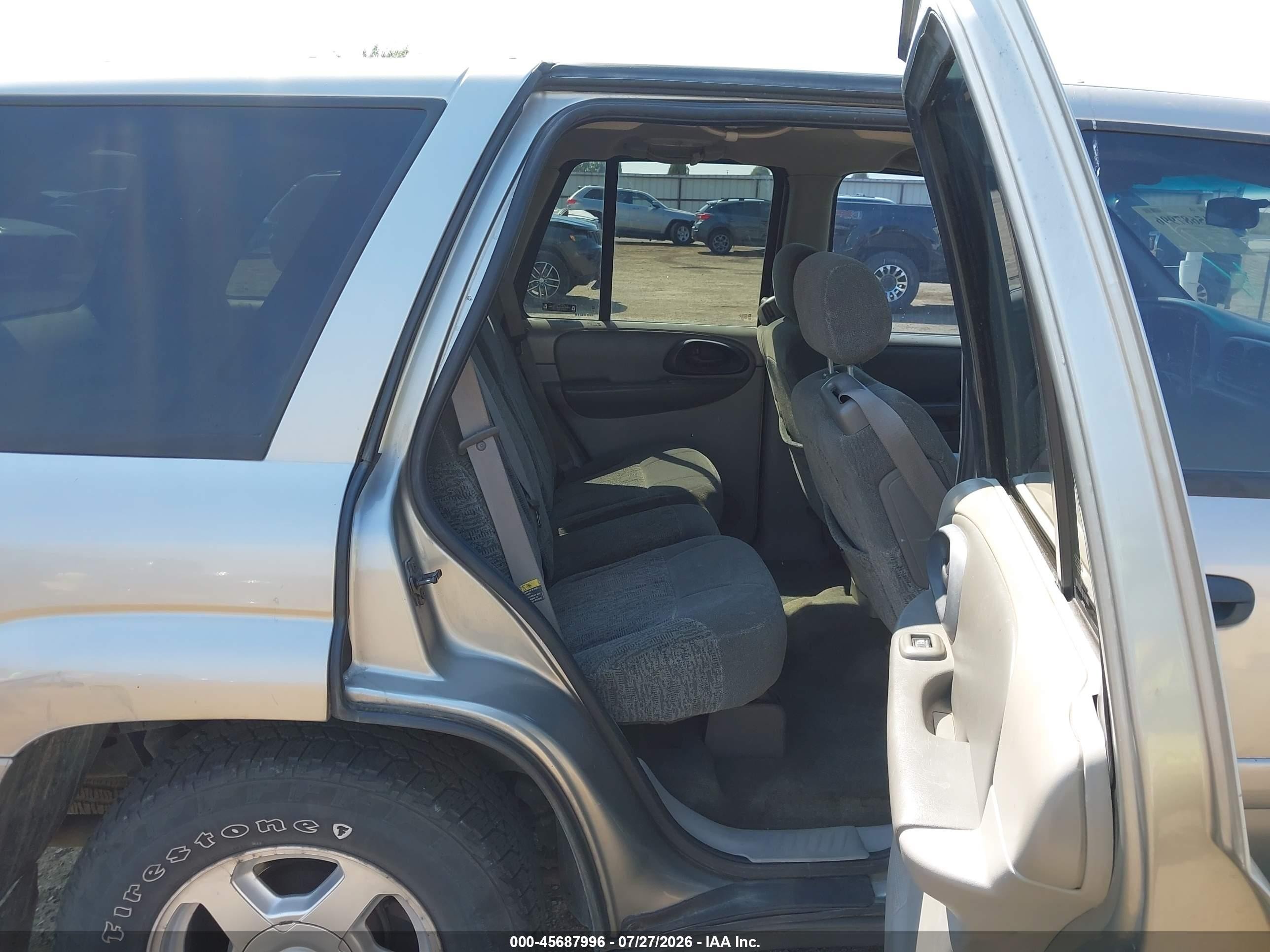 2002 Chevrolet Trailblazer Ls Silver vin: 1GNDT13S522369009