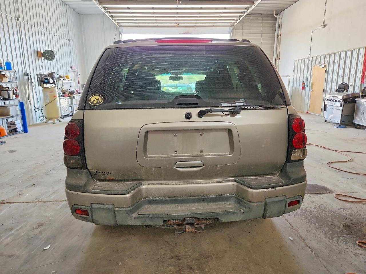 2002 Chevrolet Trailblazer Tan vin: 1GNDT13S522444582