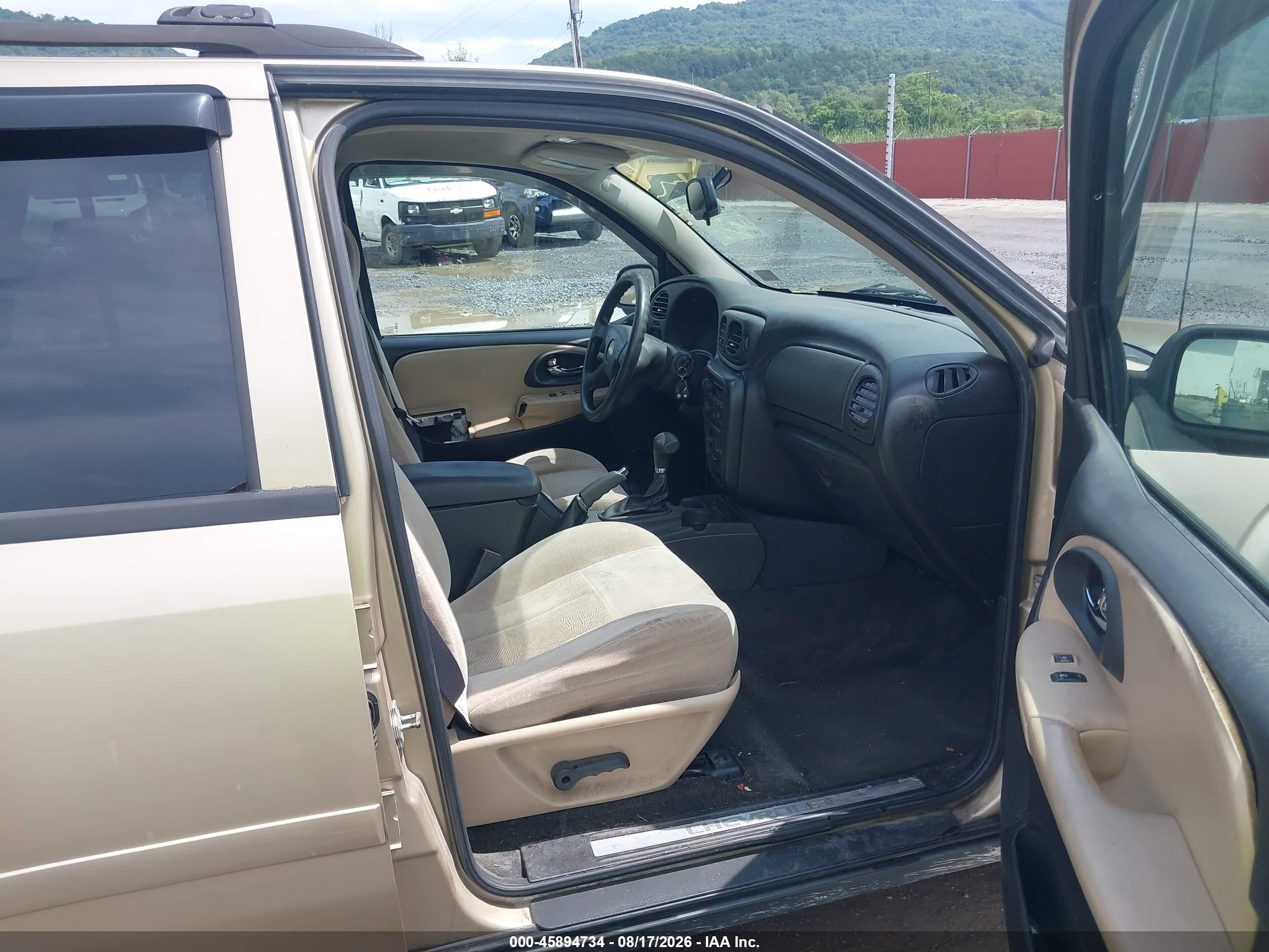 2006 Chevrolet Trailblazer Ls Золотой vin: 1GNDT13S562248986