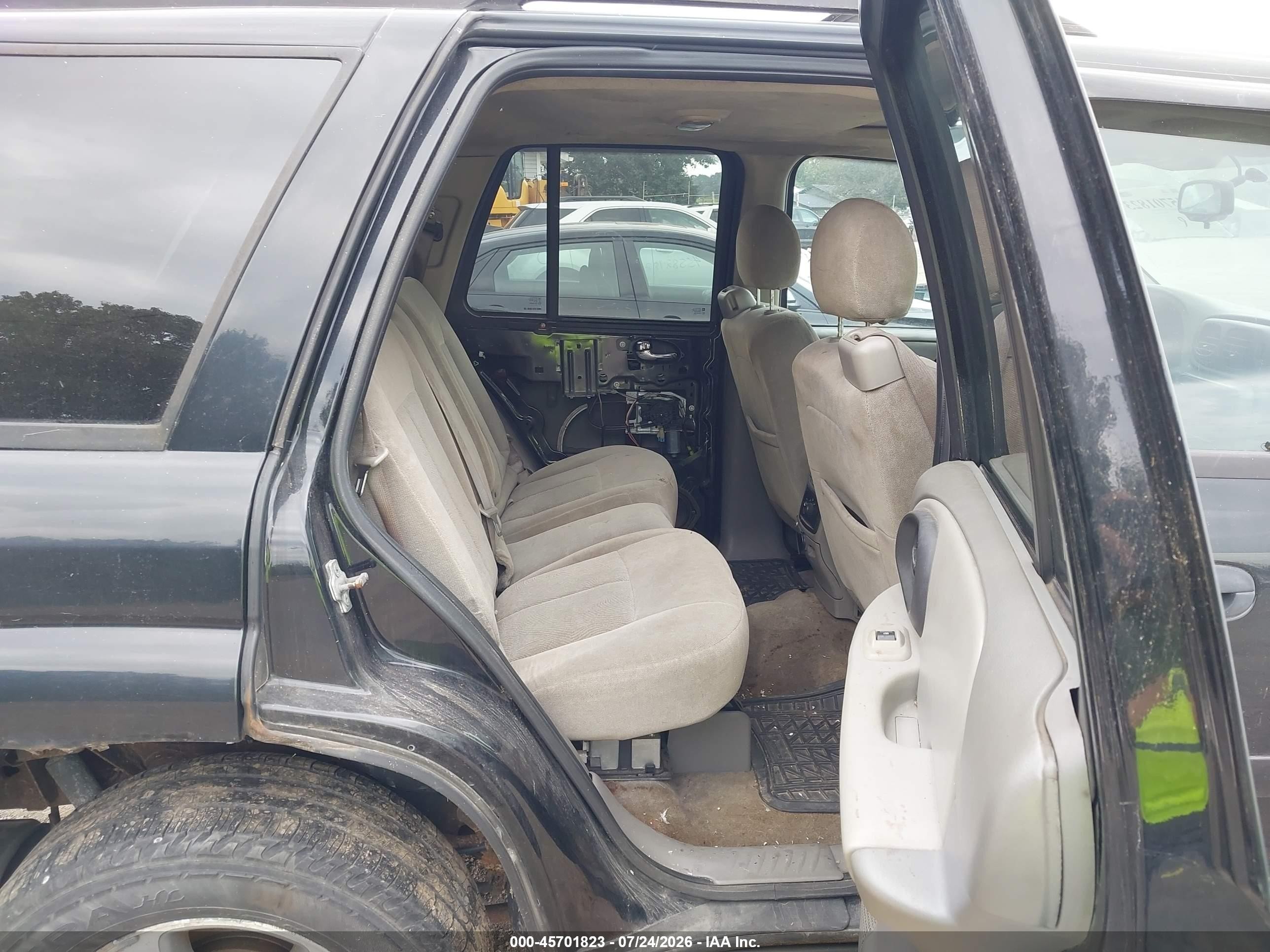 2007 Chevrolet Trailblazer Ls Черный vin: 1GNDT13S572160053