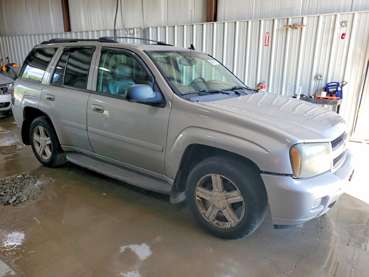 2008 Chevrolet Trailblazer Ls Silver vin: 1GNDT13S582160216