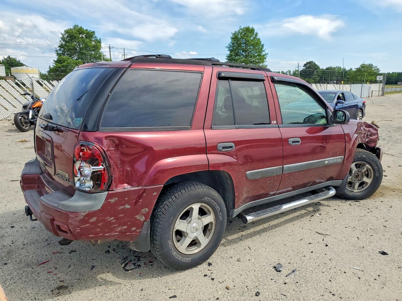 2004 Chevrolet Trailblazer Ls Burgundy vin: 1GNDT13S642299152