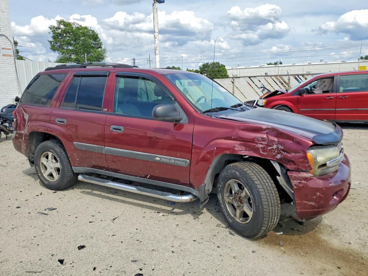 2004 Chevrolet Trailblazer Ls Burgundy vin: 1GNDT13S642299152