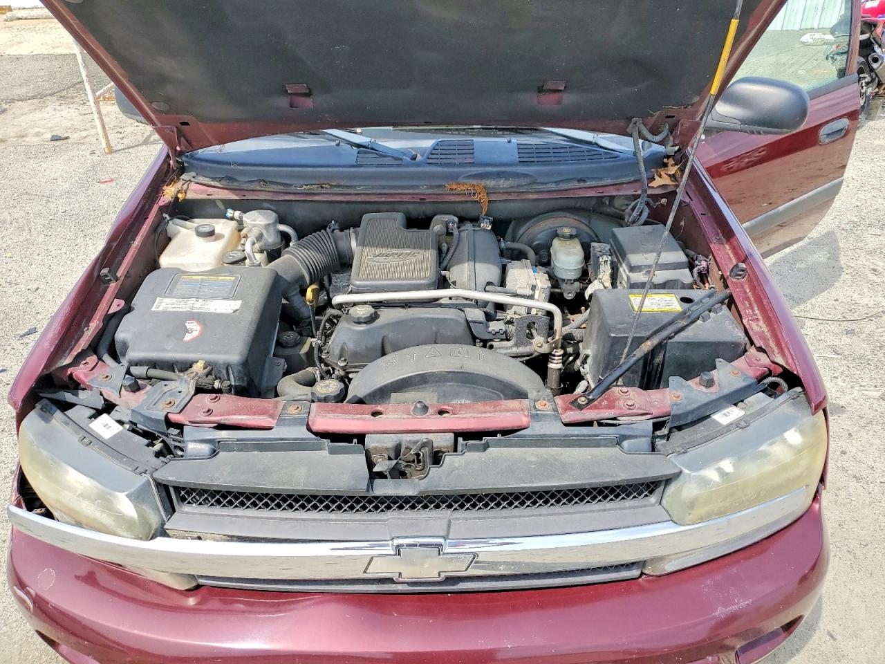 2004 Chevrolet Trailblazer Ls Burgundy vin: 1GNDT13S642299152