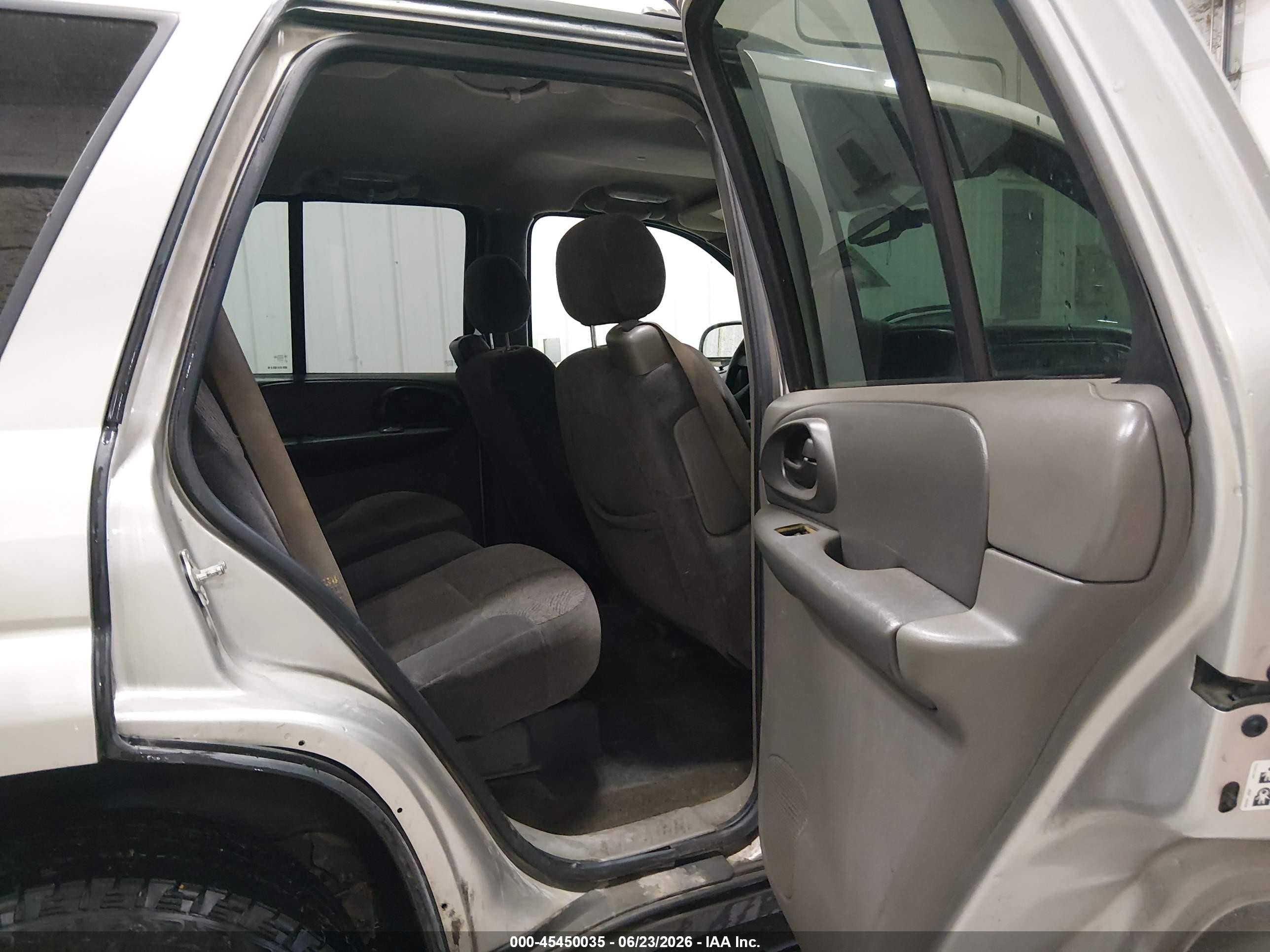 2004 Chevrolet Trailblazer Lt Silver vin: 1GNDT13S642349015