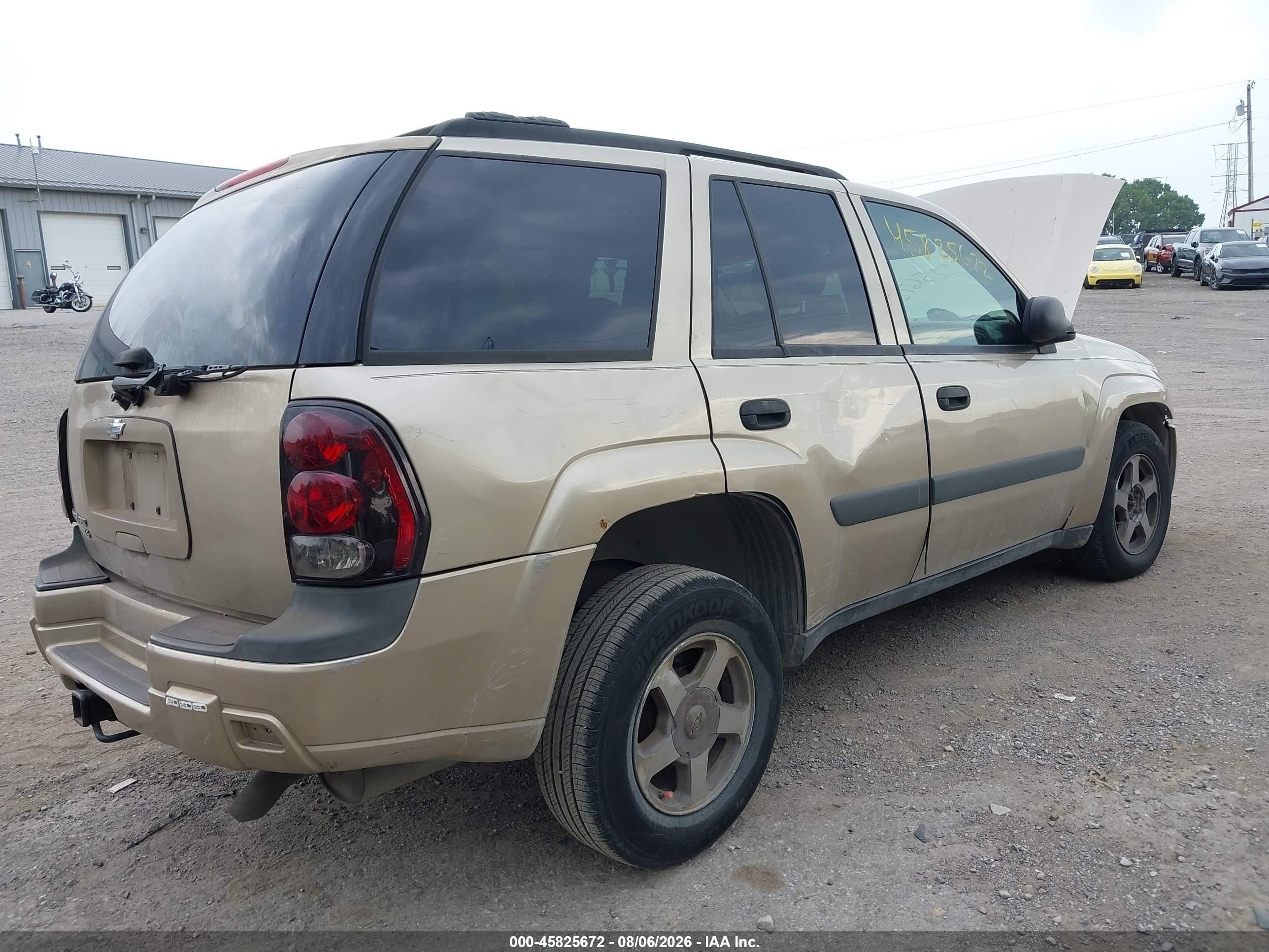 2005 Chevrolet Trailblazer Ls Gold vin: 1GNDT13S652182365