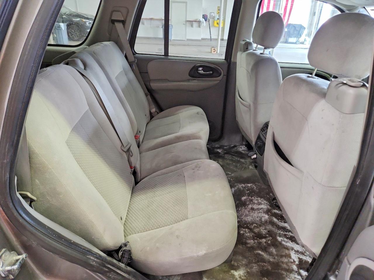 2008 Chevrolet Trailblazer Ls Gray vin: 1GNDT13S682137365