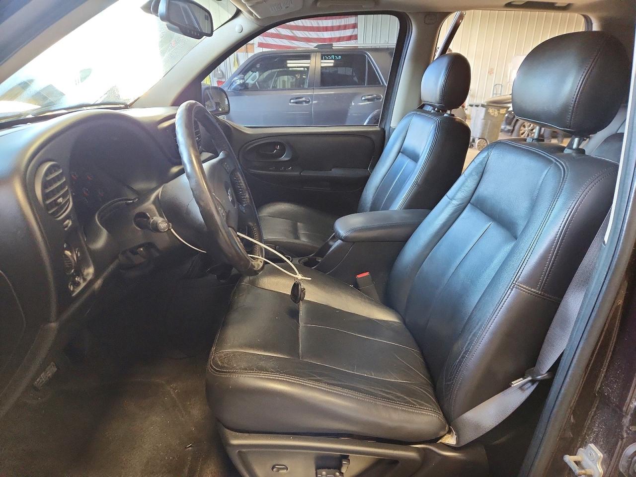 2008 Chevrolet Trailblazer Ls Бордовый vin: 1GNDT13S682204398