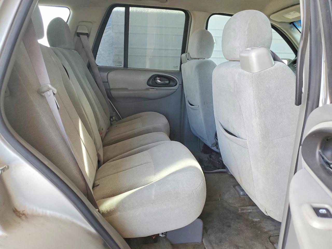 2005 Chevrolet Trailblazer Ls Silver vin: 1GNDT13S752270180