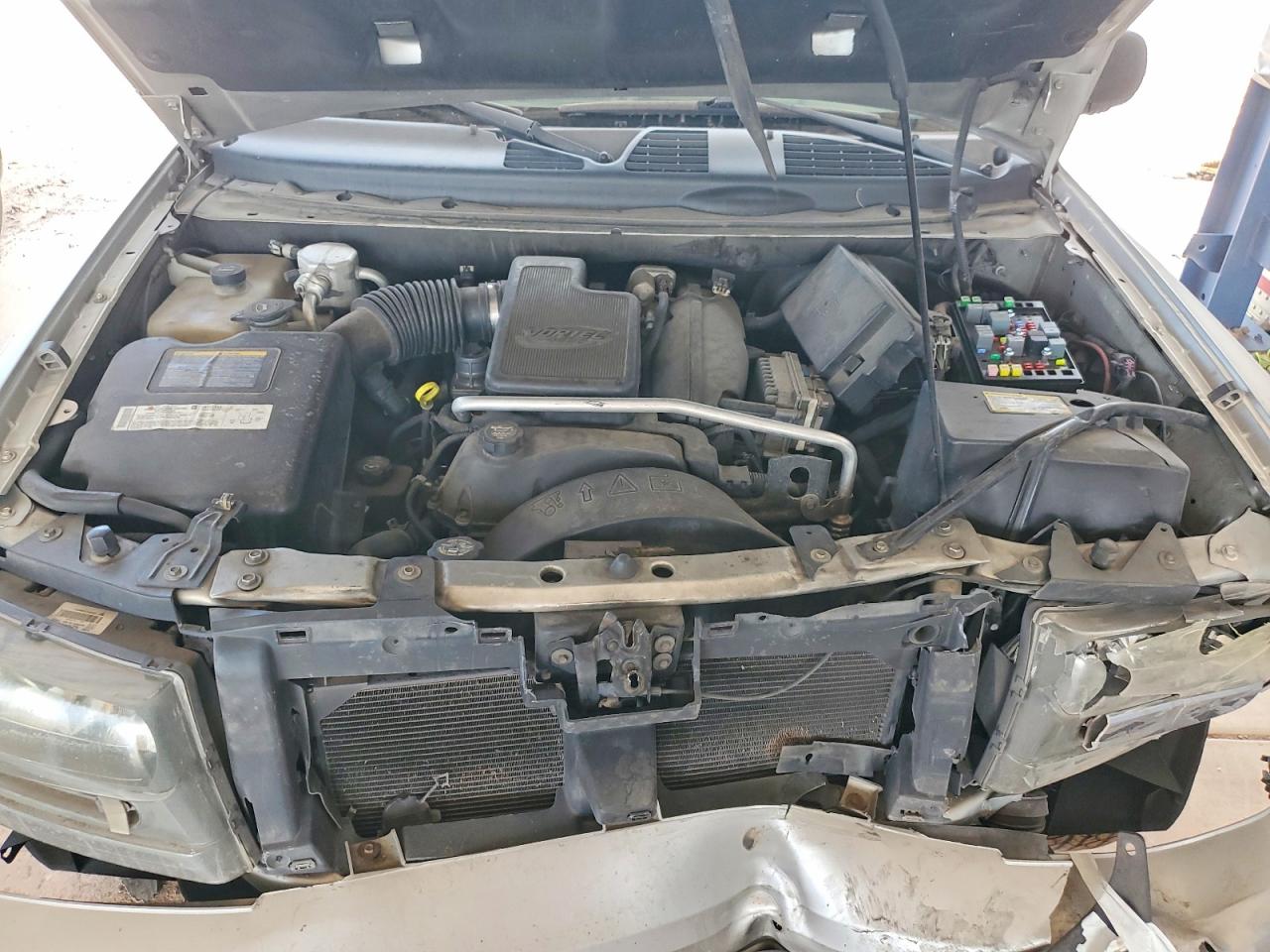 2005 Chevrolet Trailblazer Ls Silver vin: 1GNDT13S752270180