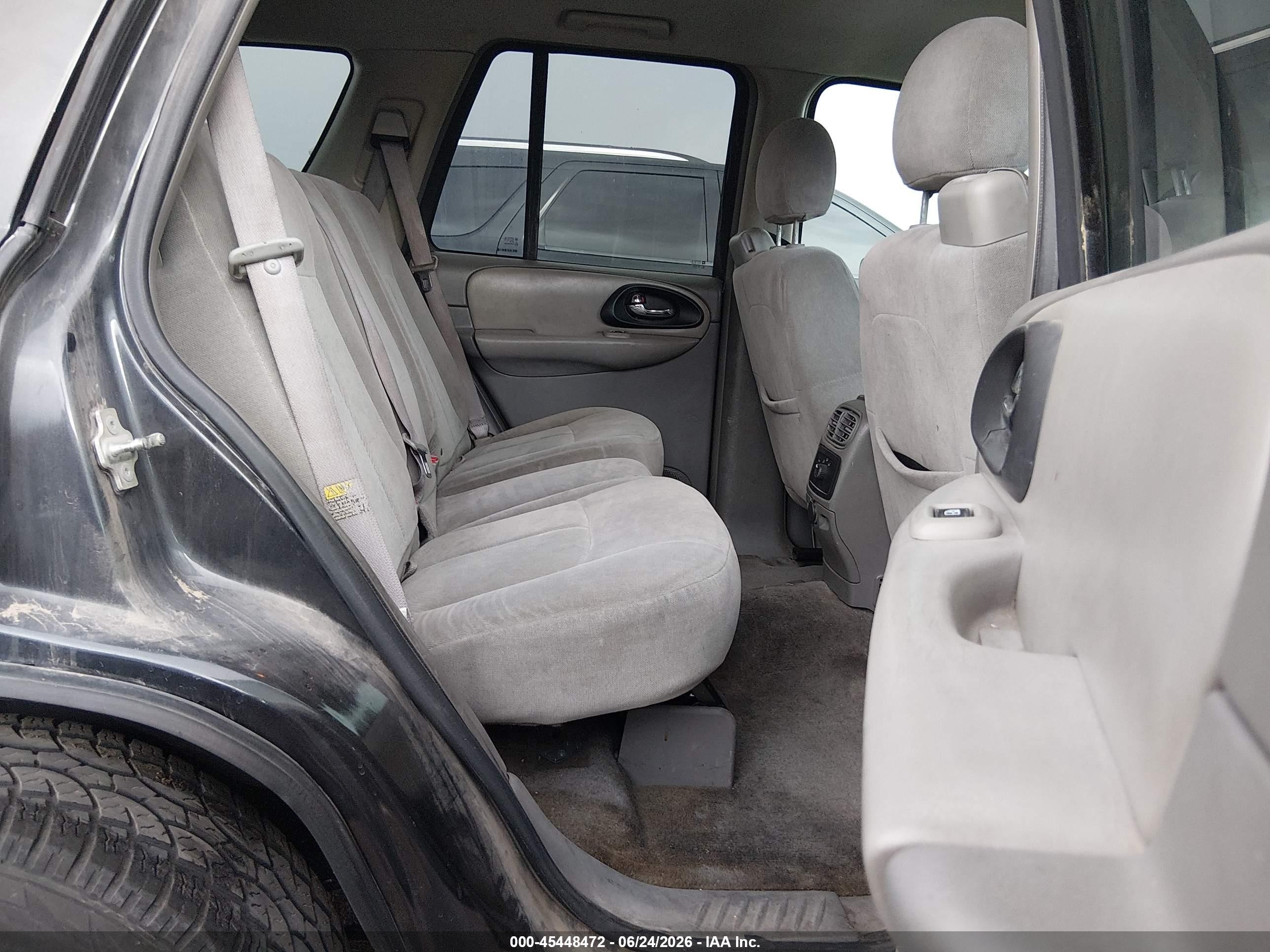 2005 Chevrolet Trailblazer Ls Dark Blue vin: 1GNDT13S752304845