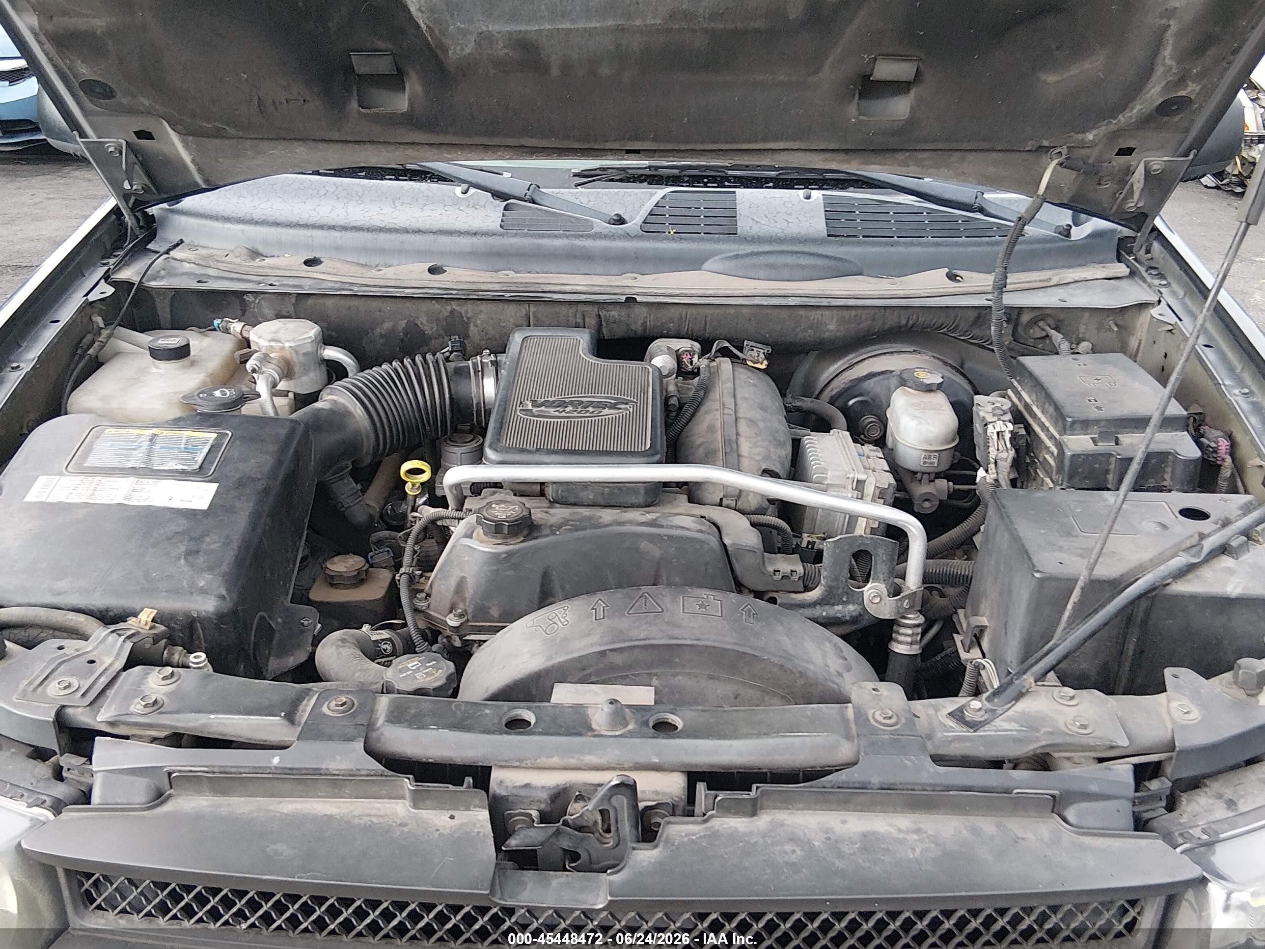 2005 Chevrolet Trailblazer Ls Dark Blue vin: 1GNDT13S752304845