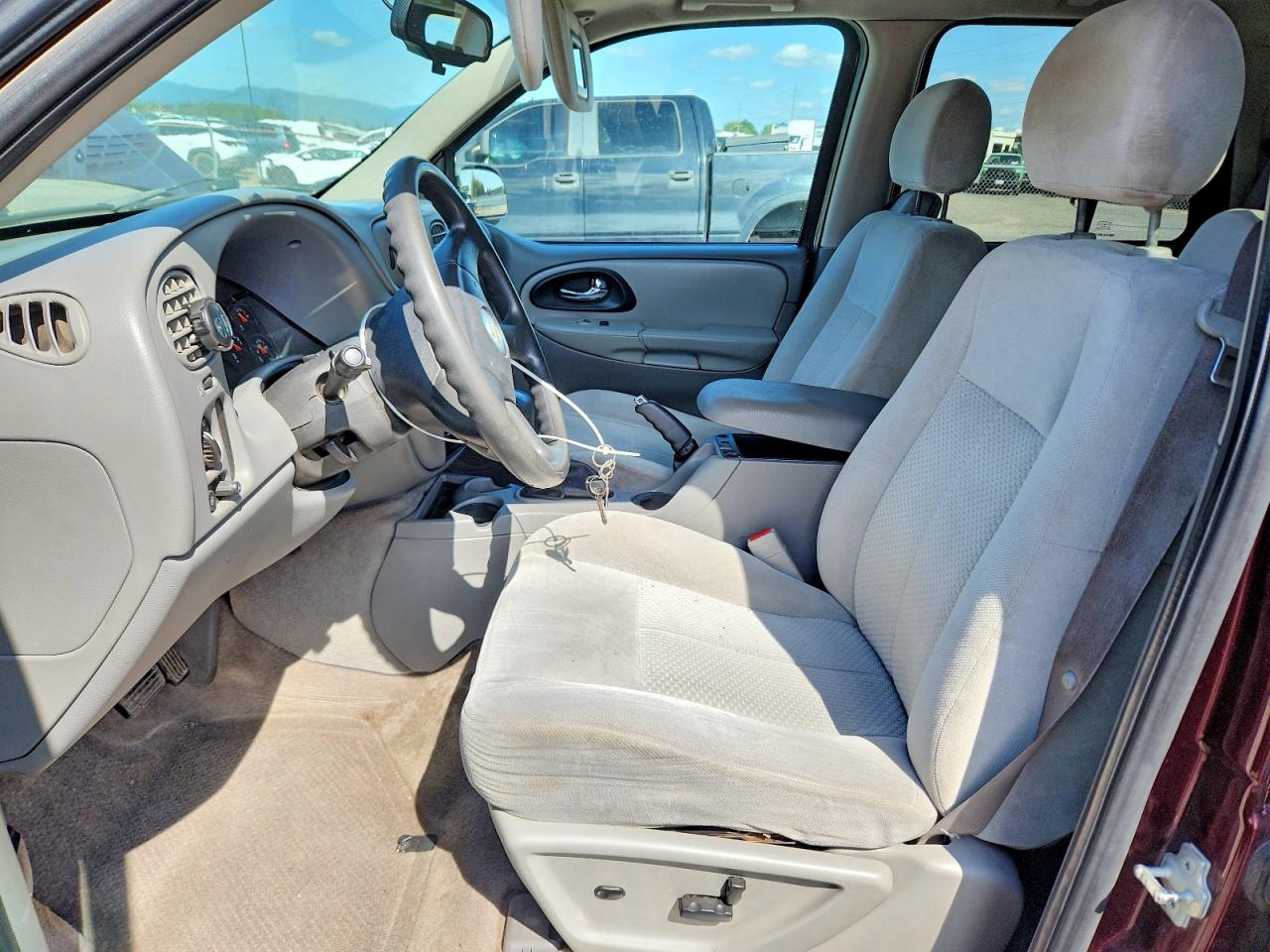 2007 Chevrolet Trailblazer Ls Maroon vin: 1GNDT13S772226098