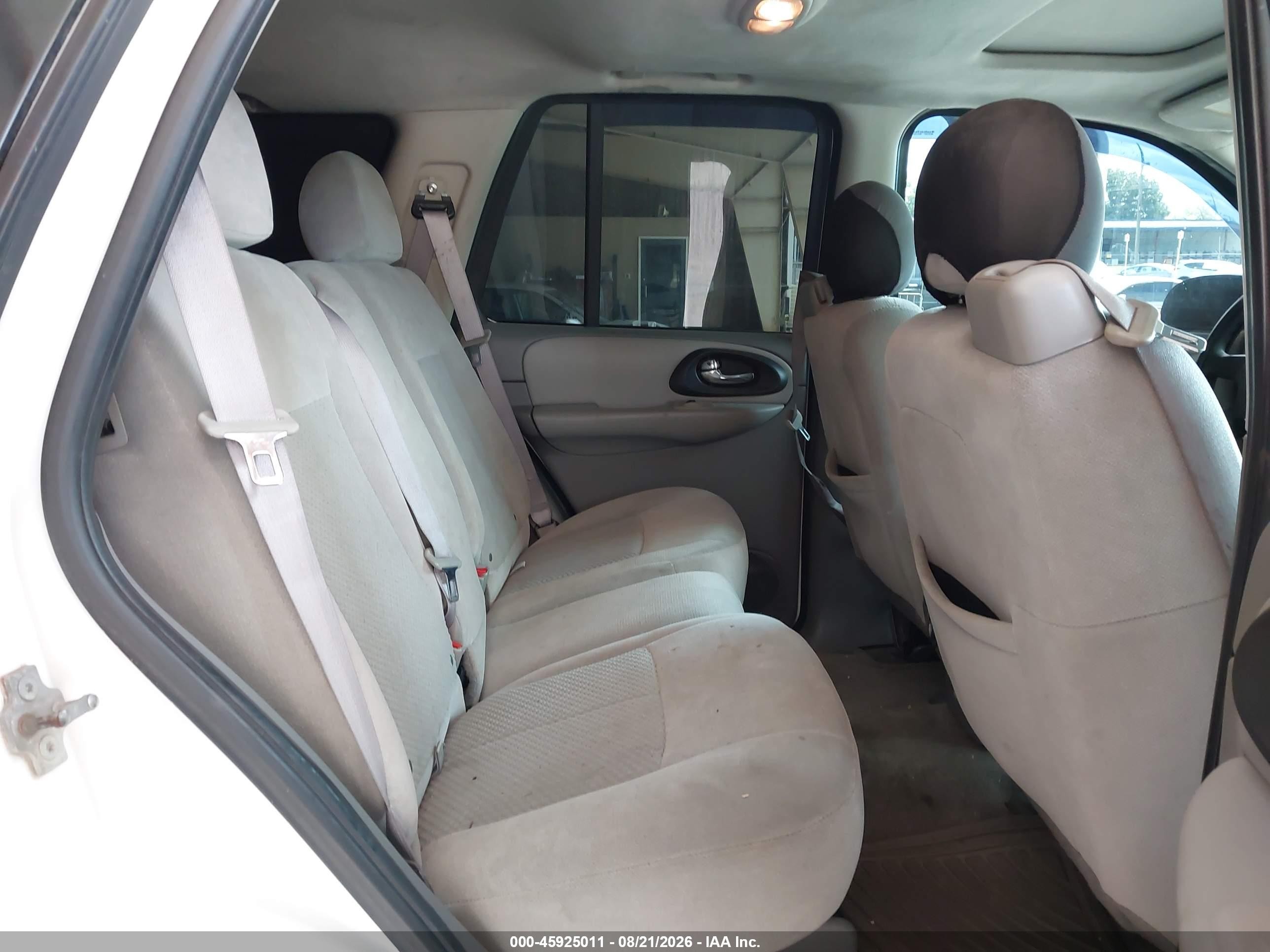2007 Chevrolet Trailblazer Ls White vin: 1GNDT13S772248568