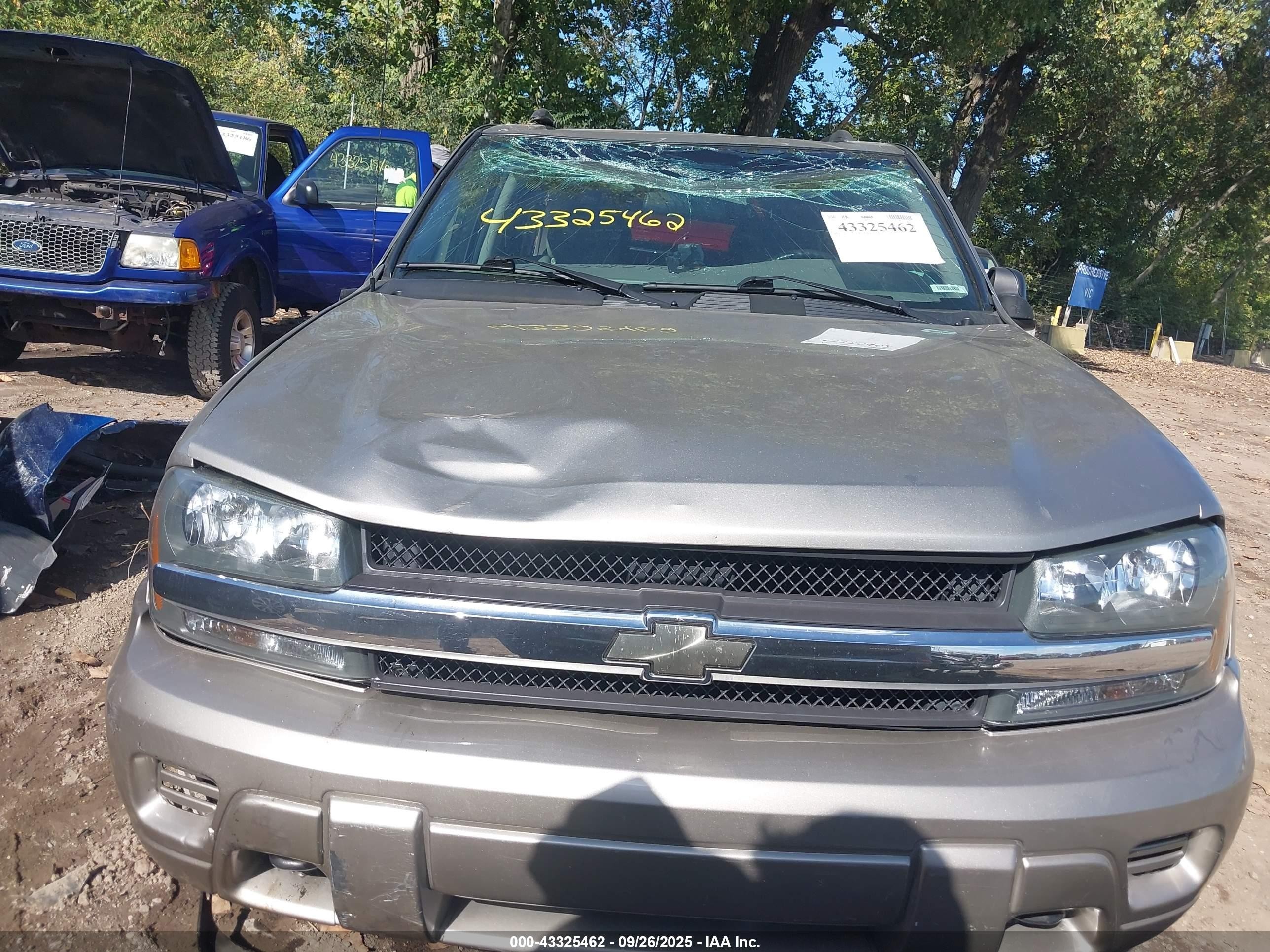 2003 Chevrolet Trailblazer Ls Silver vin: 1GNDT13S832351203