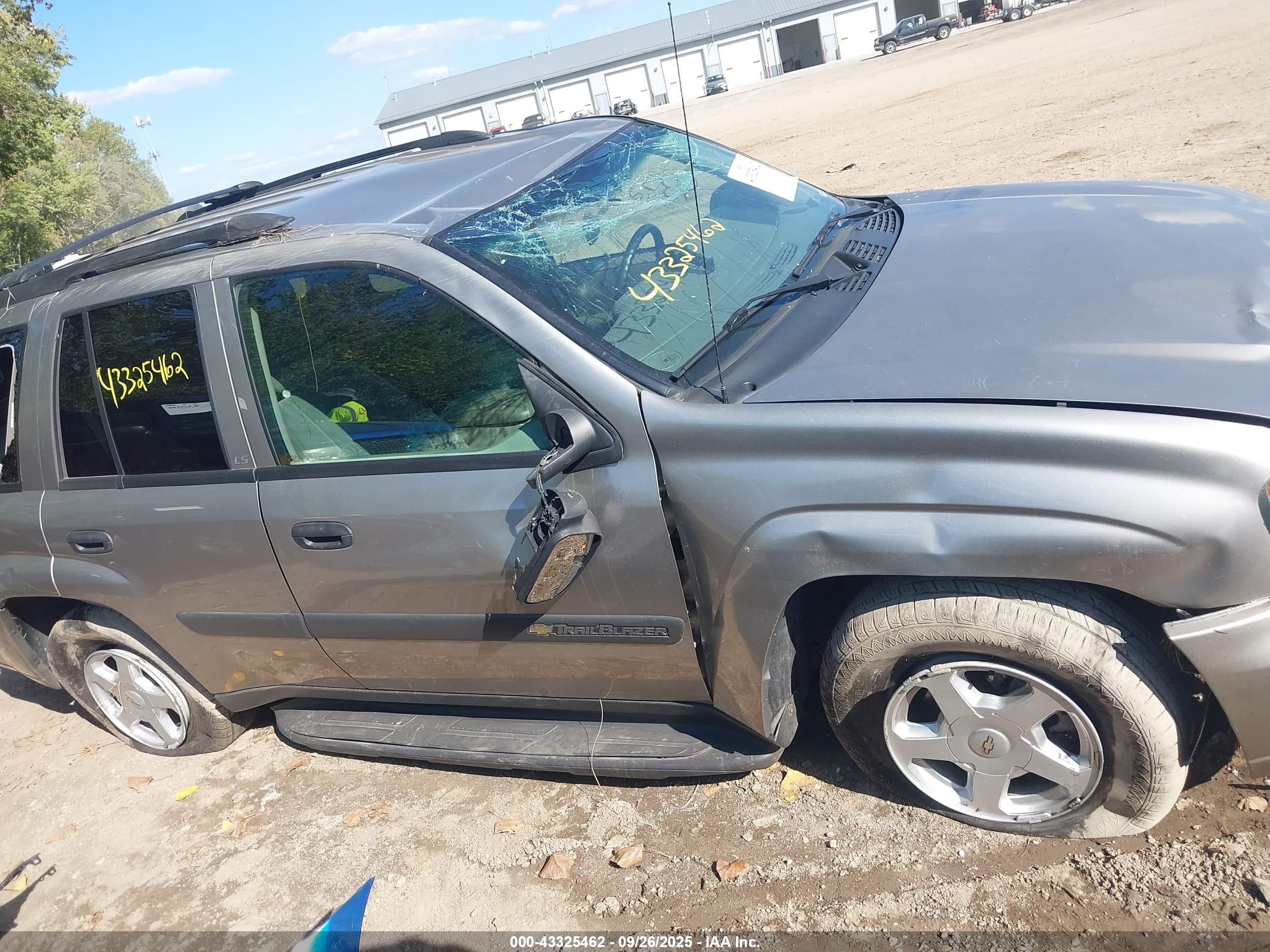 2003 Chevrolet Trailblazer Ls Silver vin: 1GNDT13S832351203