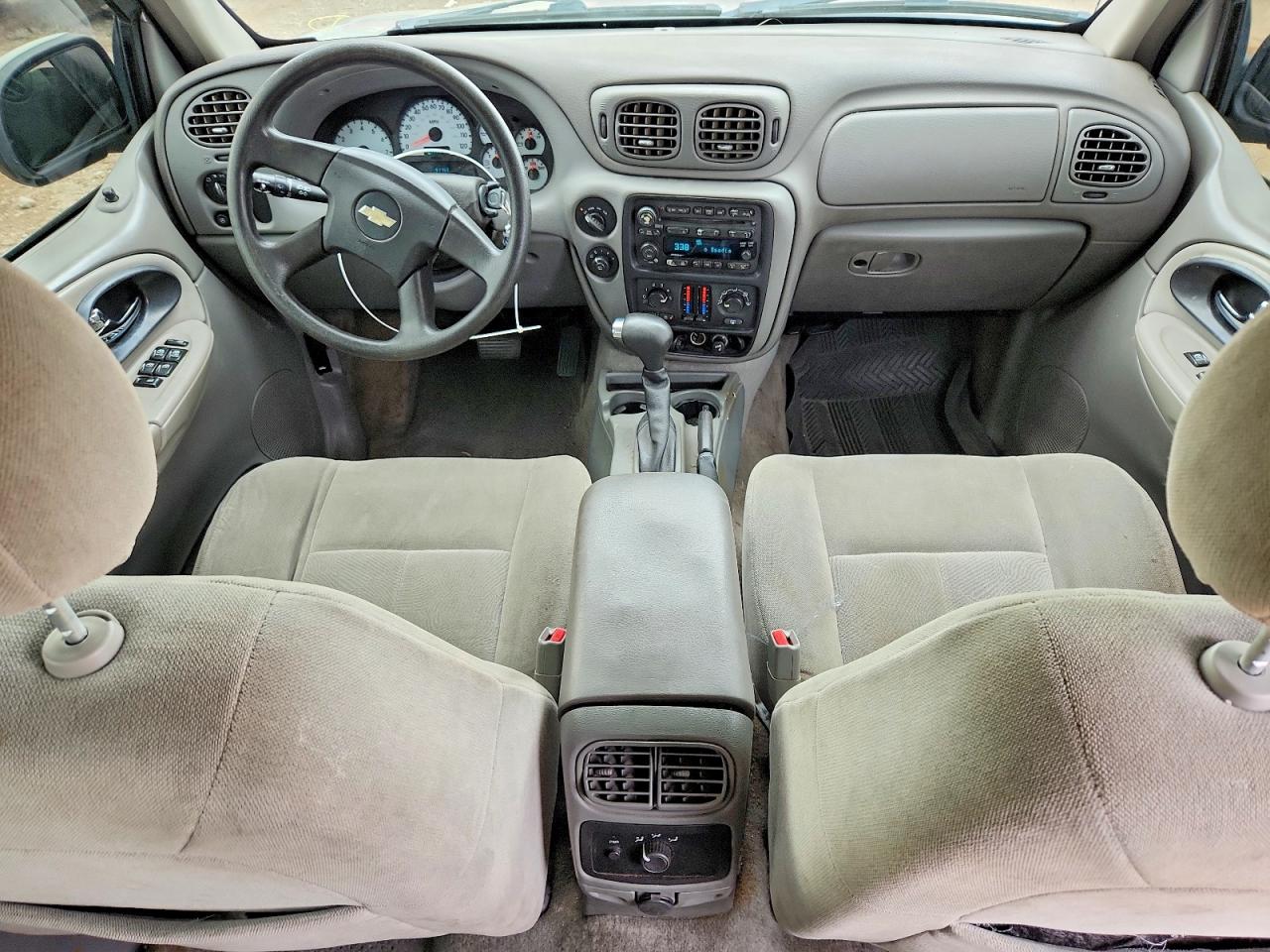 2005 Chevrolet Trailblazer Ls Silver vin: 1GNDT13S852117775