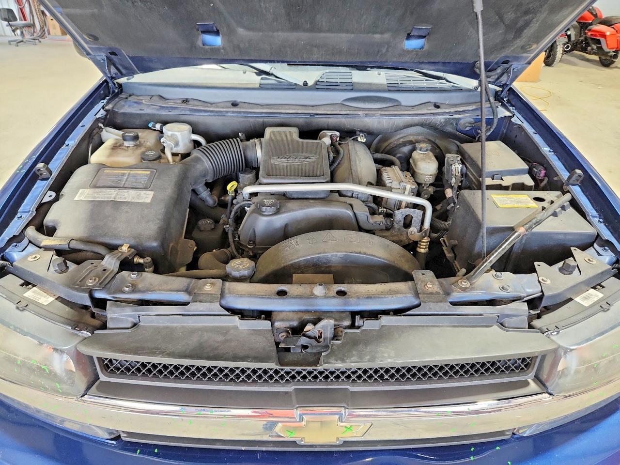 2005 Chevrolet Trailblazer Ls Blue vin: 1GNDT13S852333285