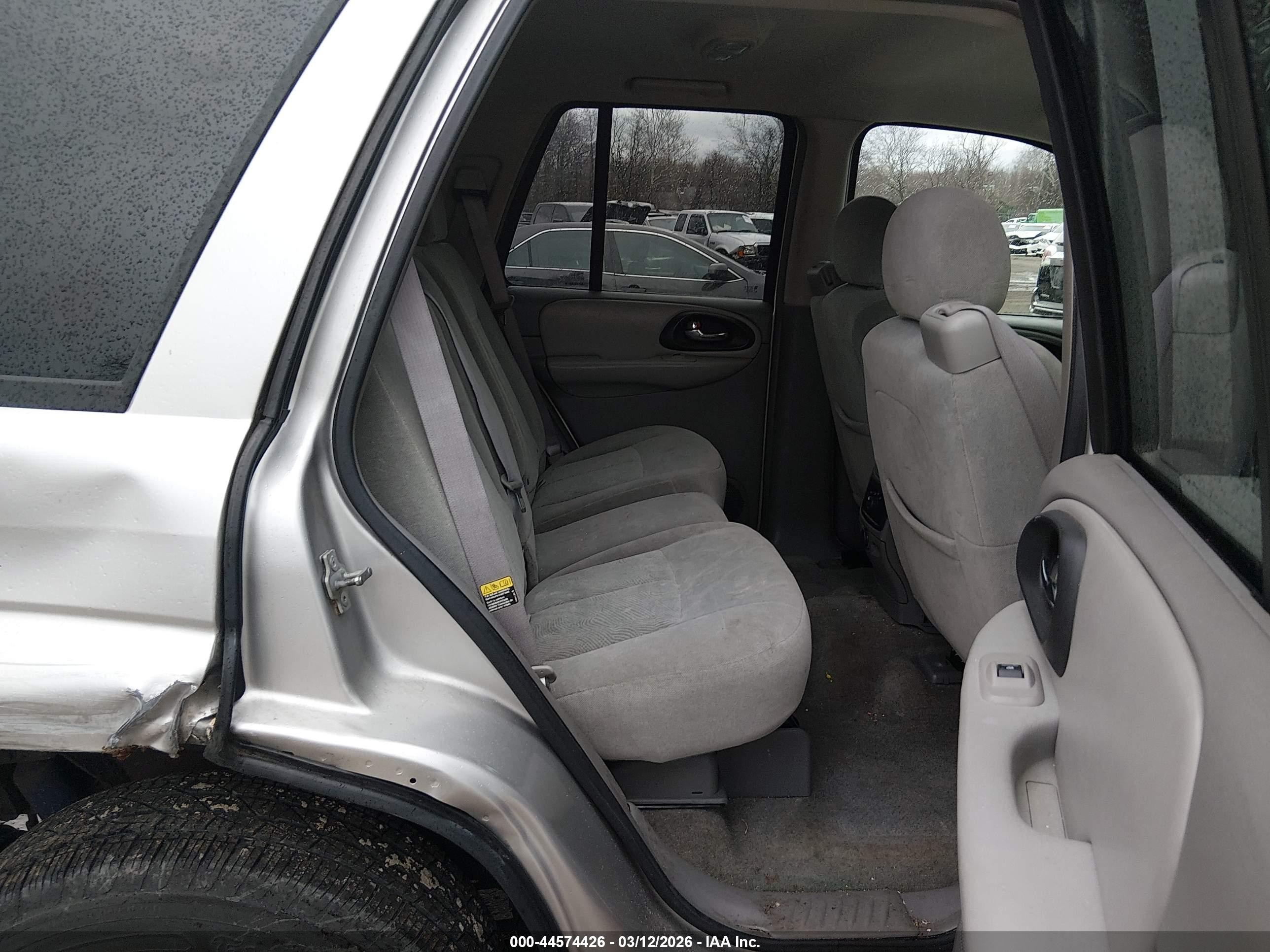 2006 Chevrolet Trailblazer Ls Silver vin: 1GNDT13S862158151