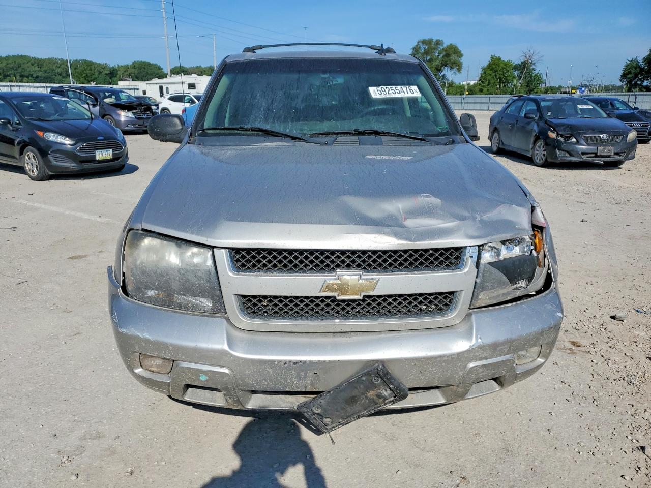 2007 Chevrolet Trailblazer Ls Серебряный vin: 1GNDT13S872226188