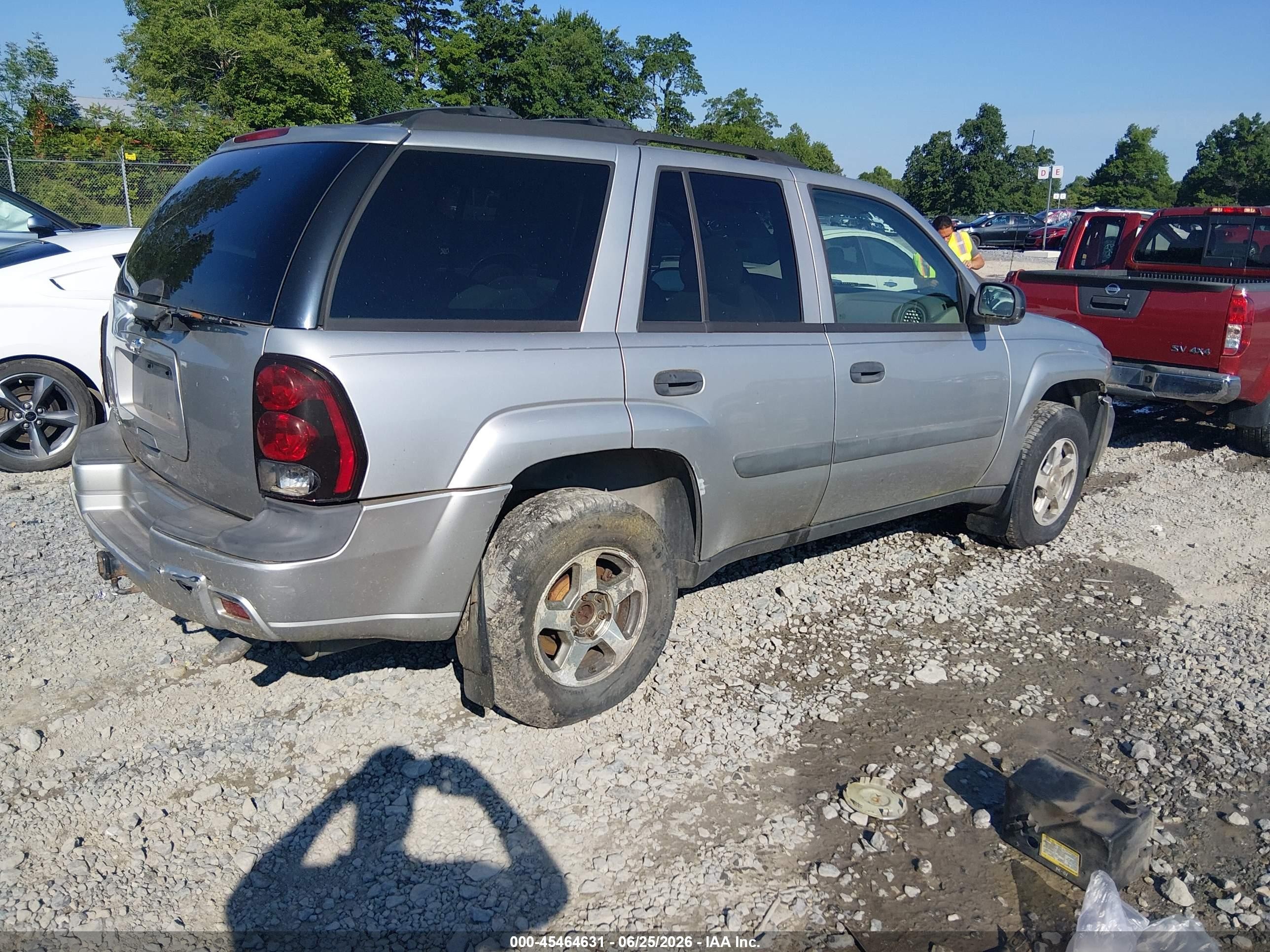 2005 Chevrolet Trailblazer Ls Silver vin: 1GNDT13S952192145
