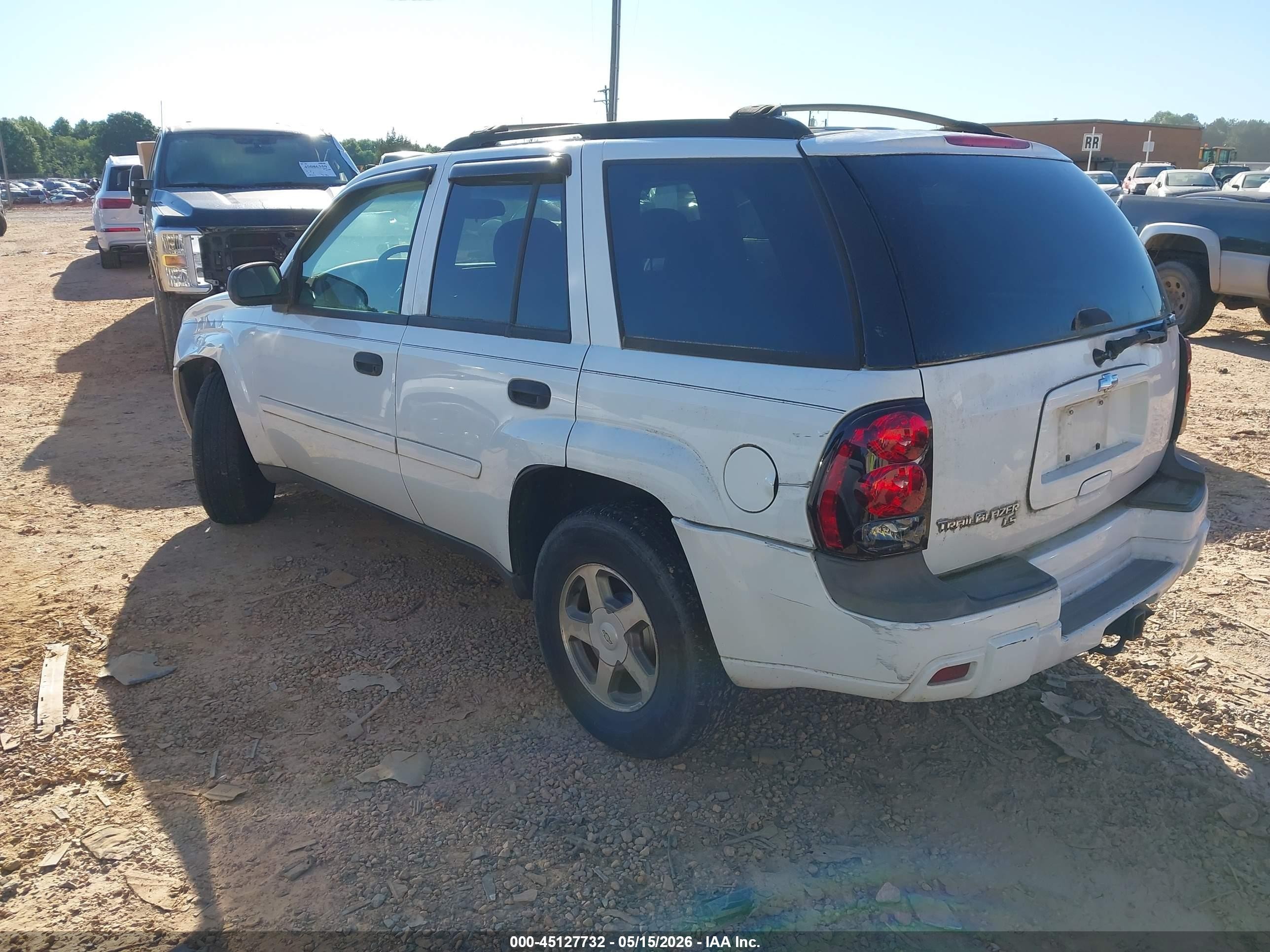 2006 Chevrolet Trailblazer Ls White vin: 1GNDT13S962171507