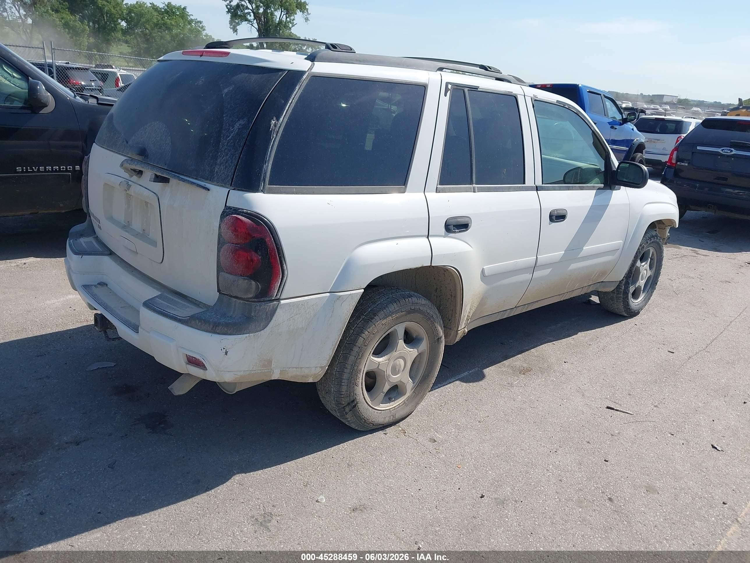2007 Chevrolet Trailblazer Ls White vin: 1GNDT13S972178068
