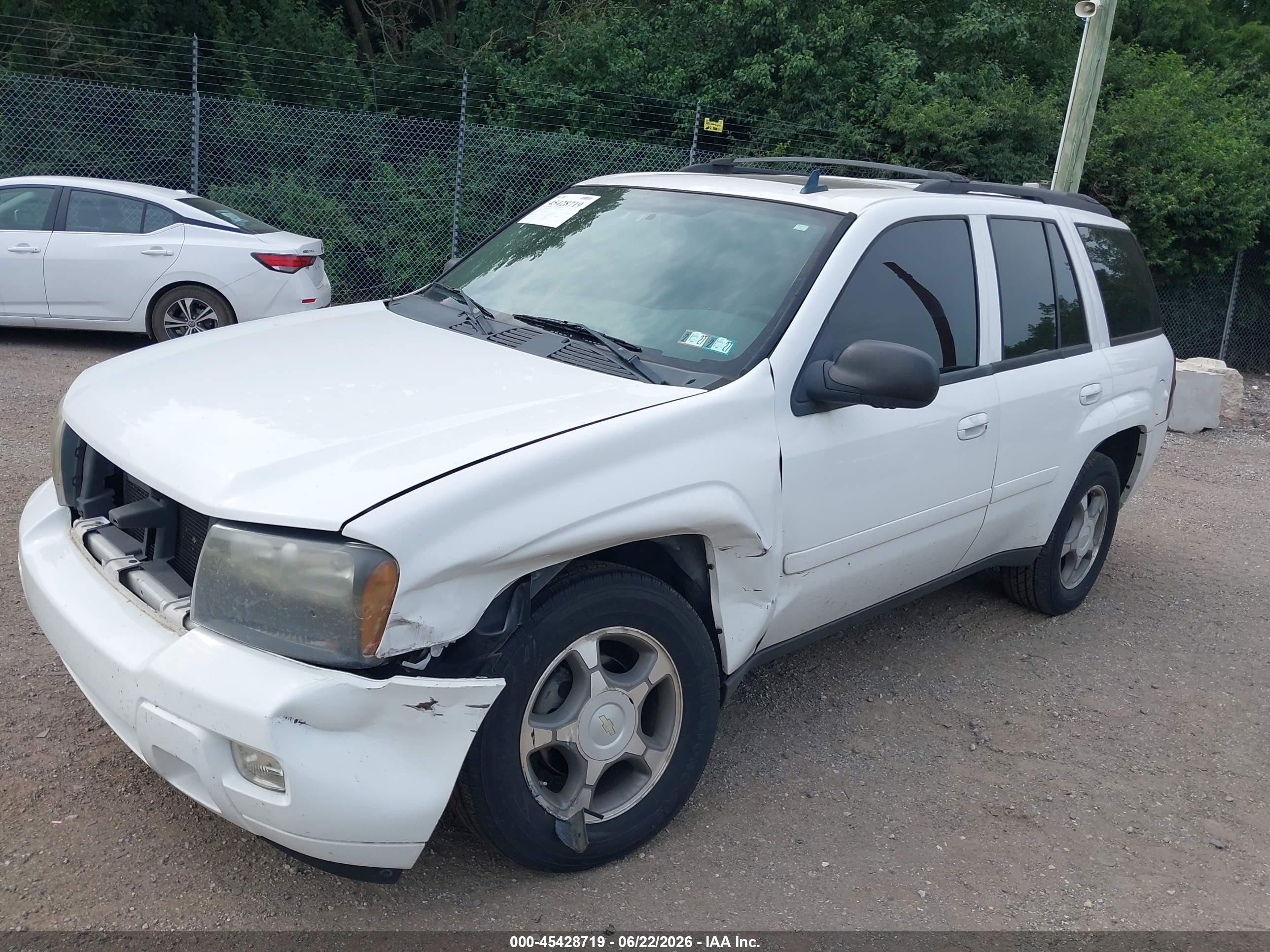 2008 Chevrolet Trailblazer Lt Белый vin: 1GNDT13S982189783