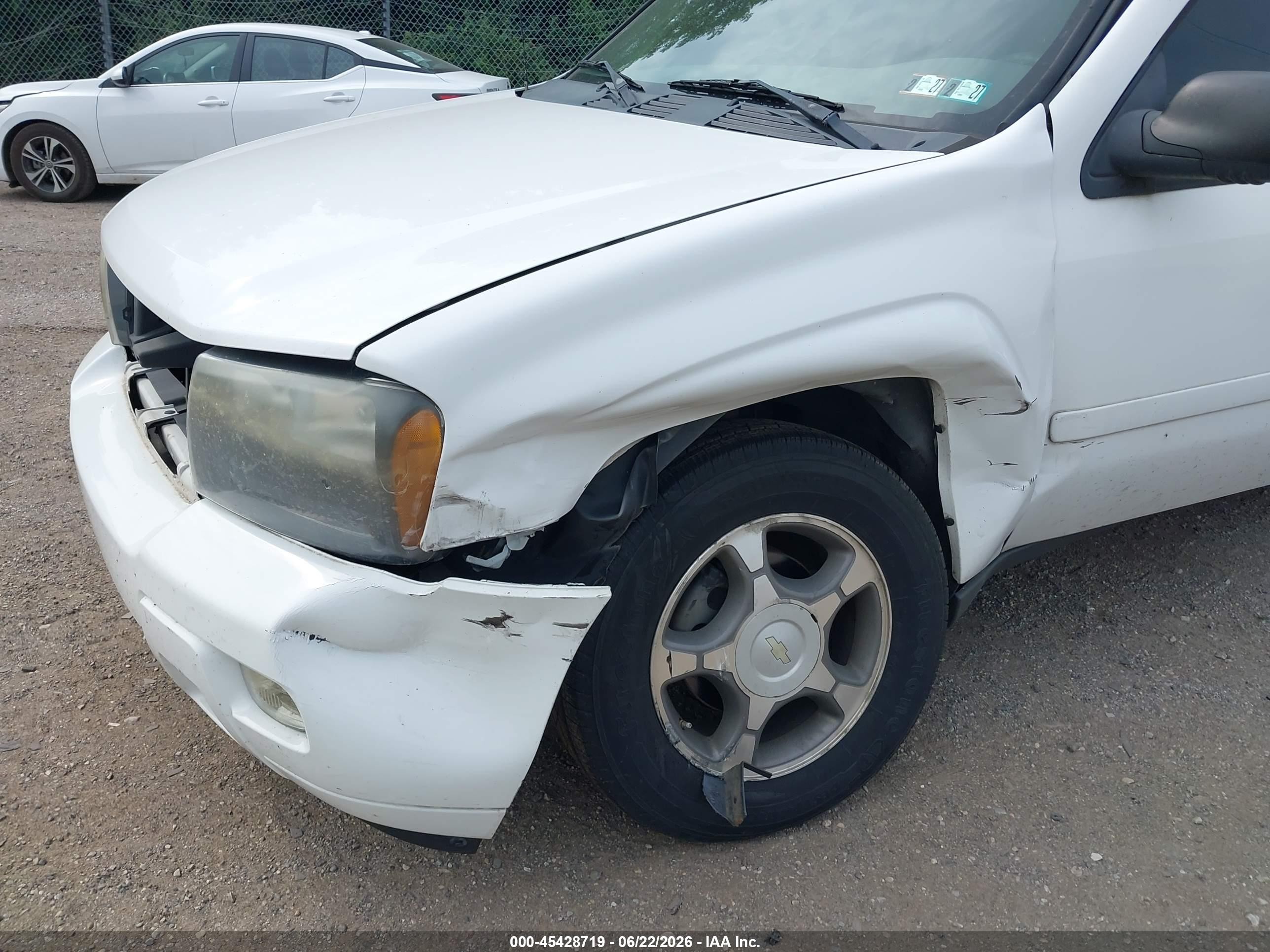 2008 Chevrolet Trailblazer Lt Белый vin: 1GNDT13S982189783