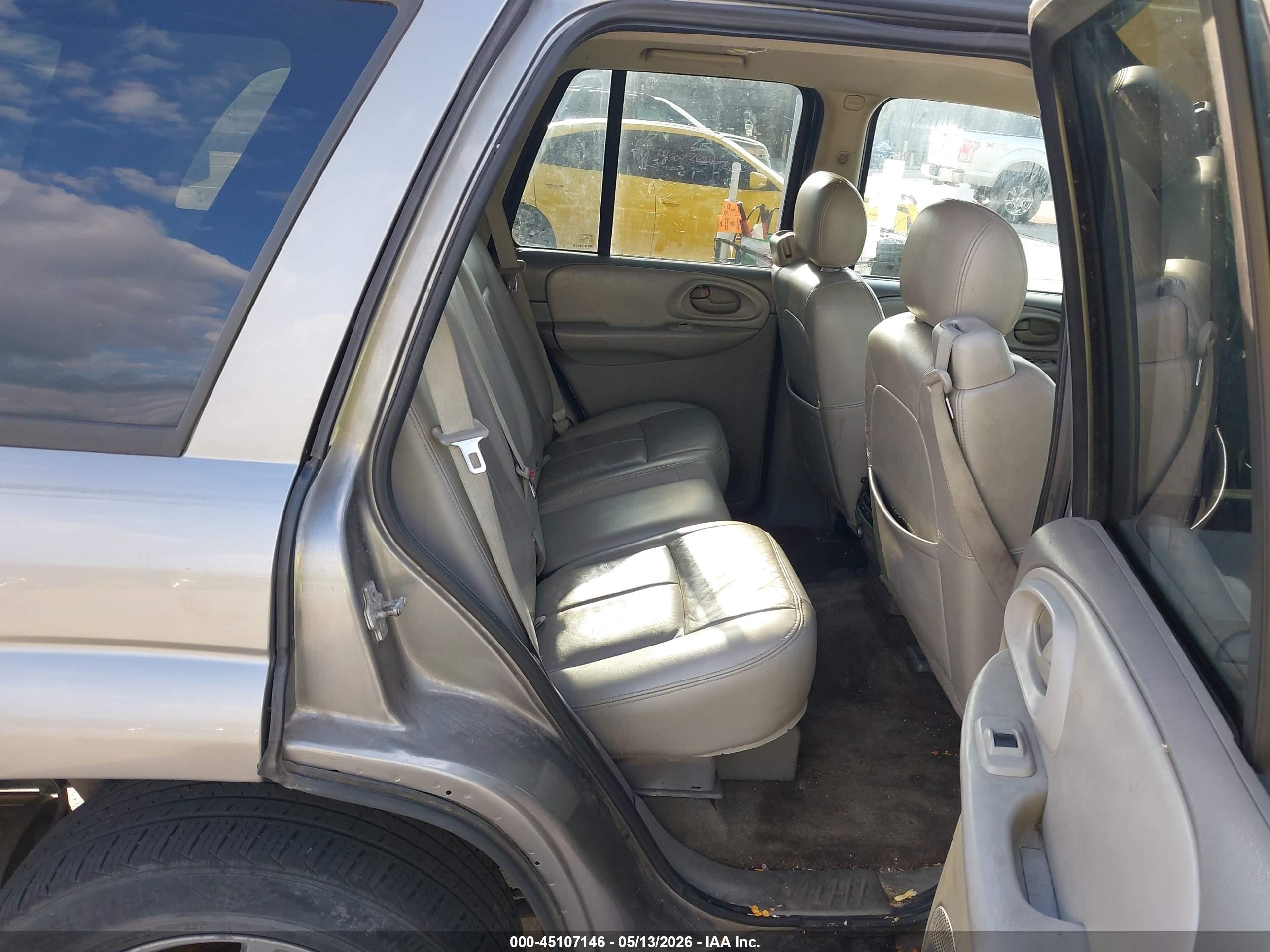 2008 Chevrolet Trailblazer Lt Gray vin: 1GNDT13S982238691