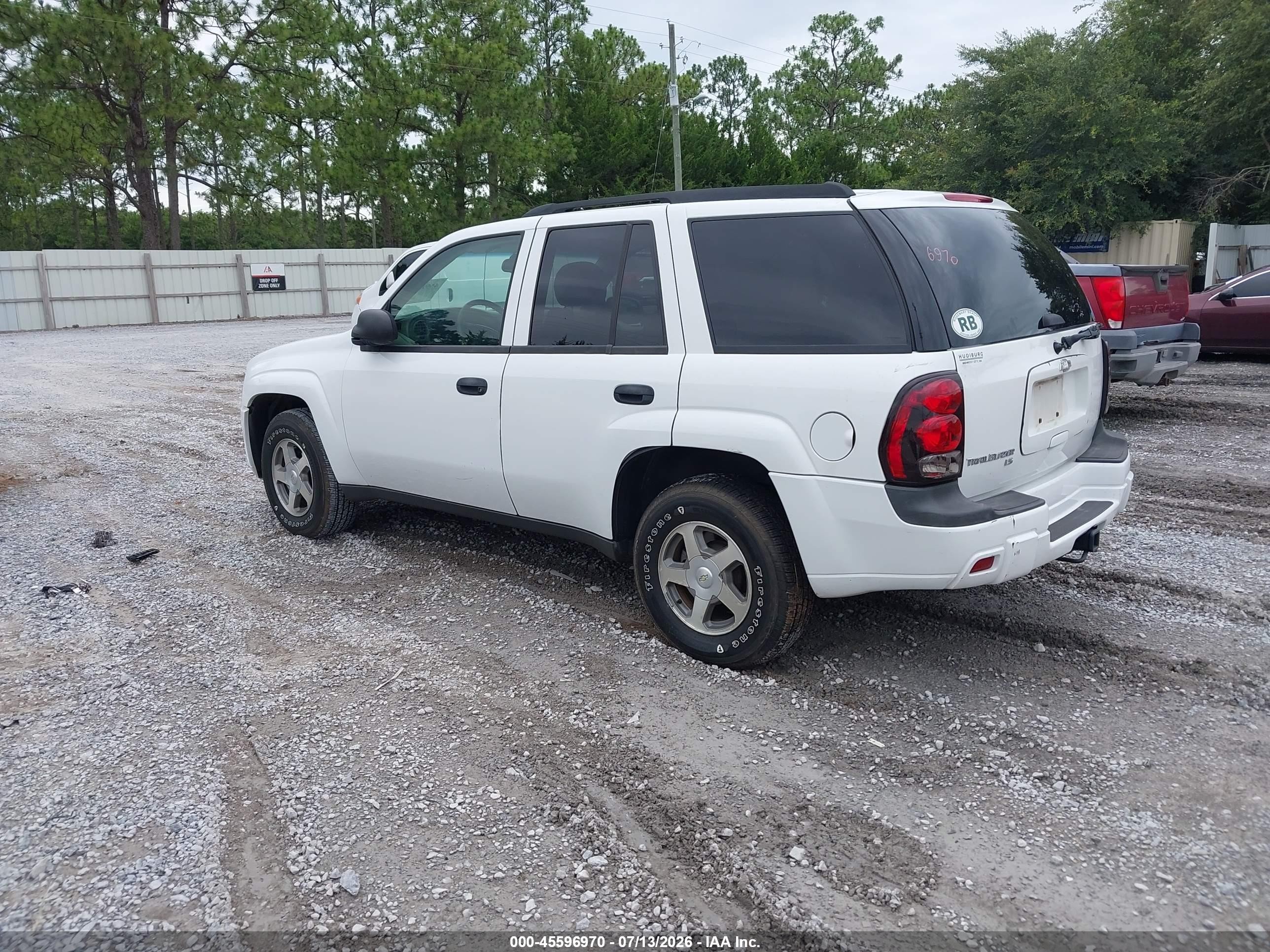 2006 Chevrolet Trailblazer Ls White vin: 1GNDT13SX62113325