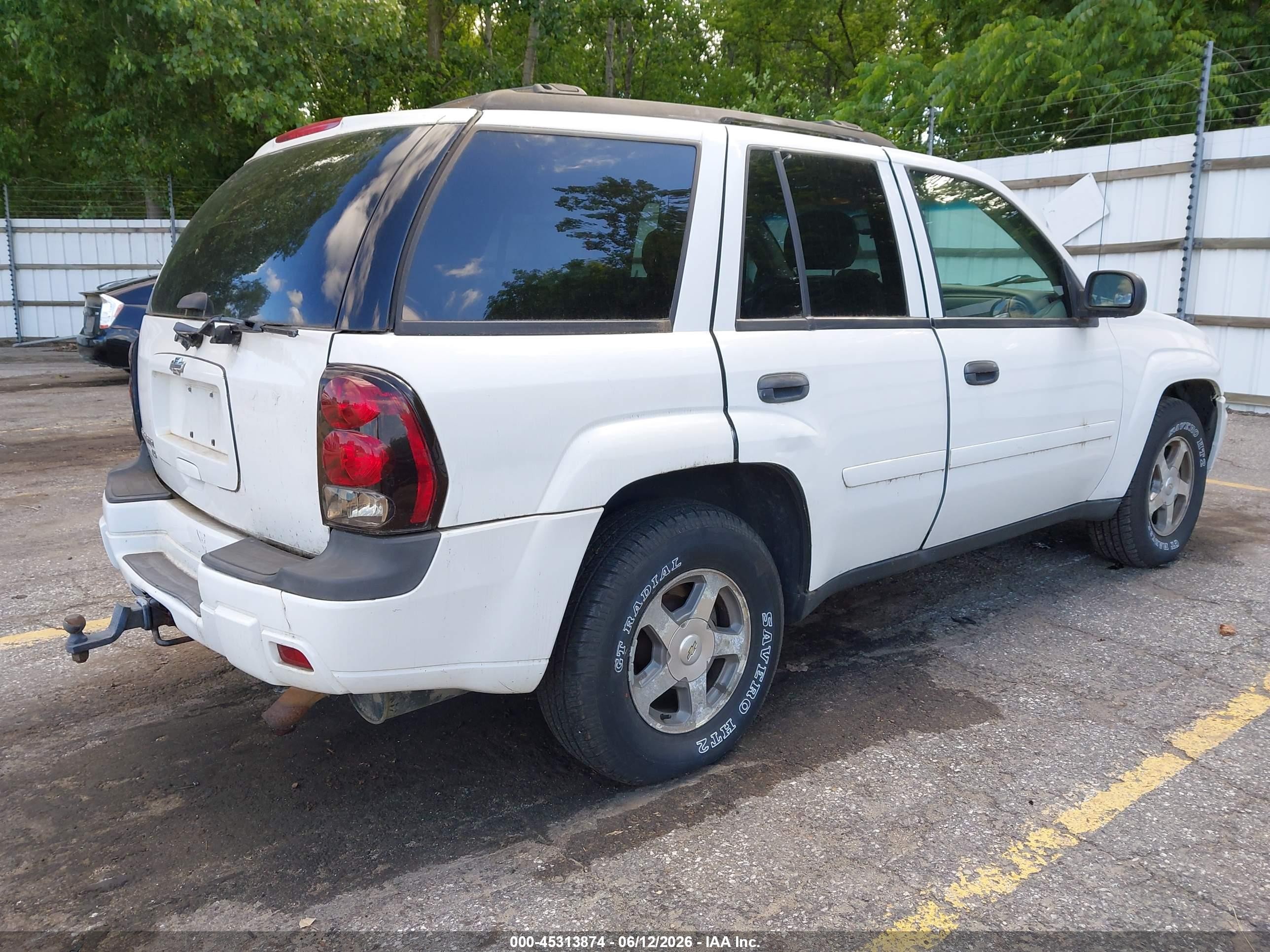 2006 Chevrolet Trailblazer Ls White vin: 1GNDT13SX62238700