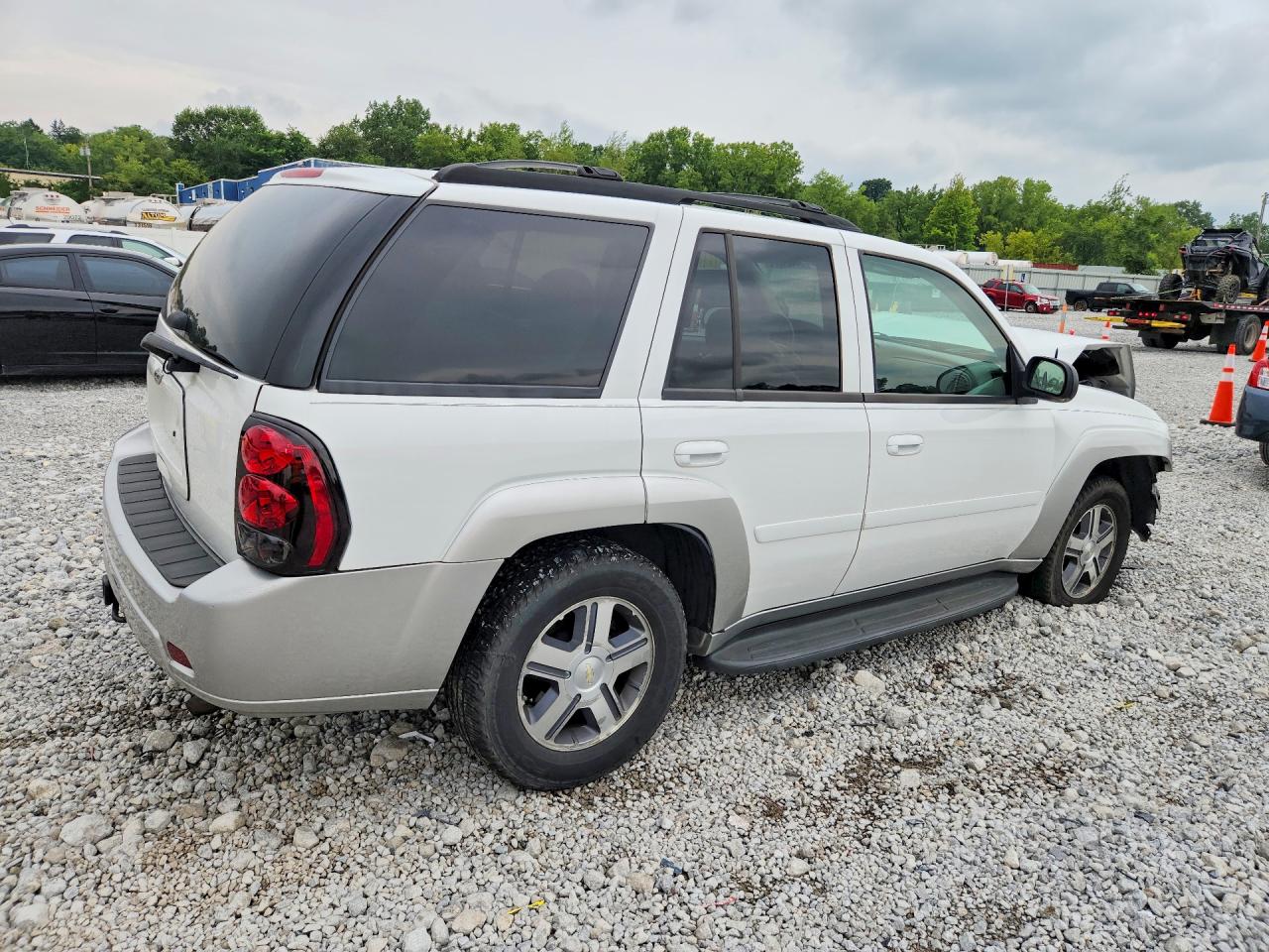 2007 Chevrolet Trailblazer Ls White vin: 1GNDT13SX72155754